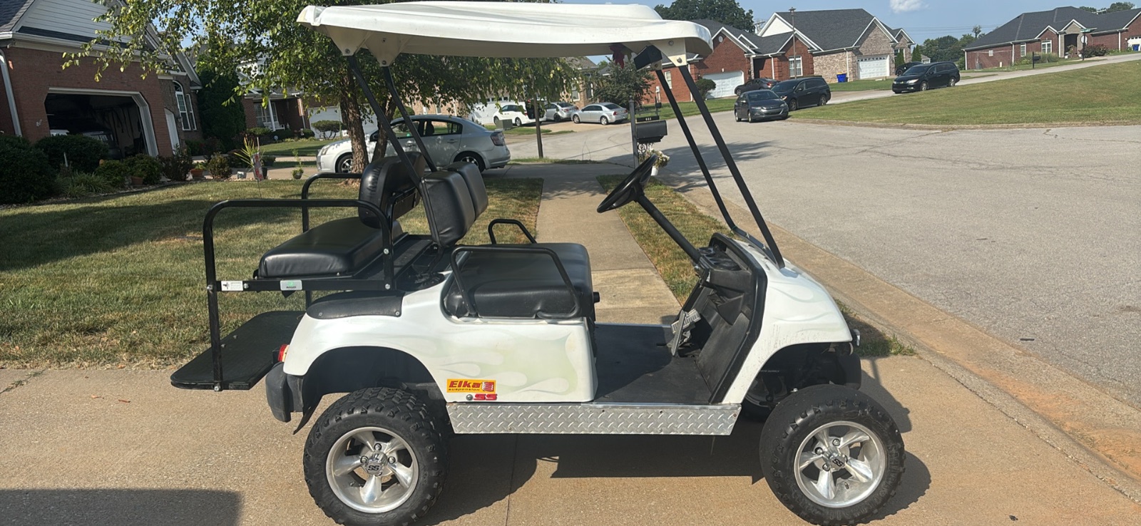 Yamaha G29 Lifted Golf Cart - Like New - 2016, photo 6 of 9