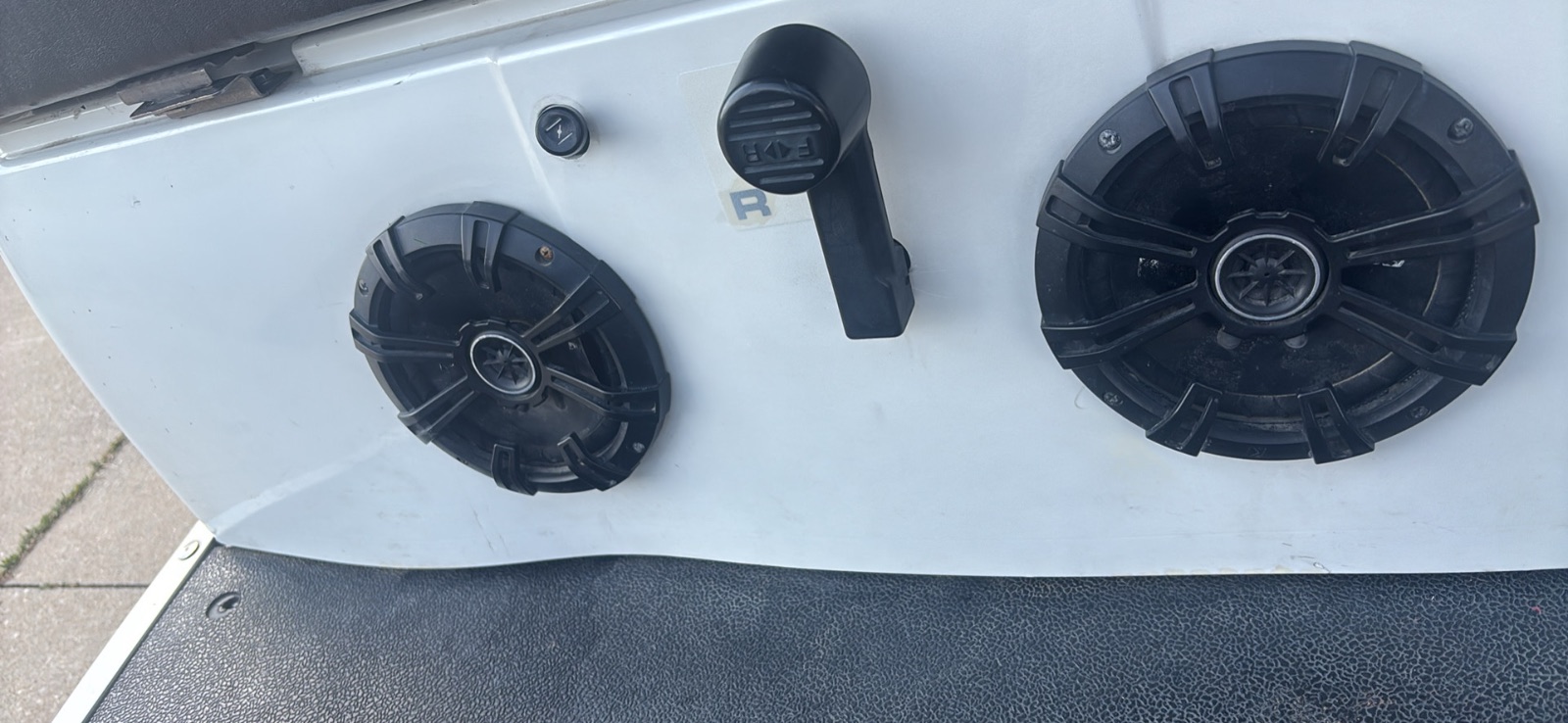 Yamaha G29 Lifted Golf Cart - Like New - 2016, photo 8 of 9