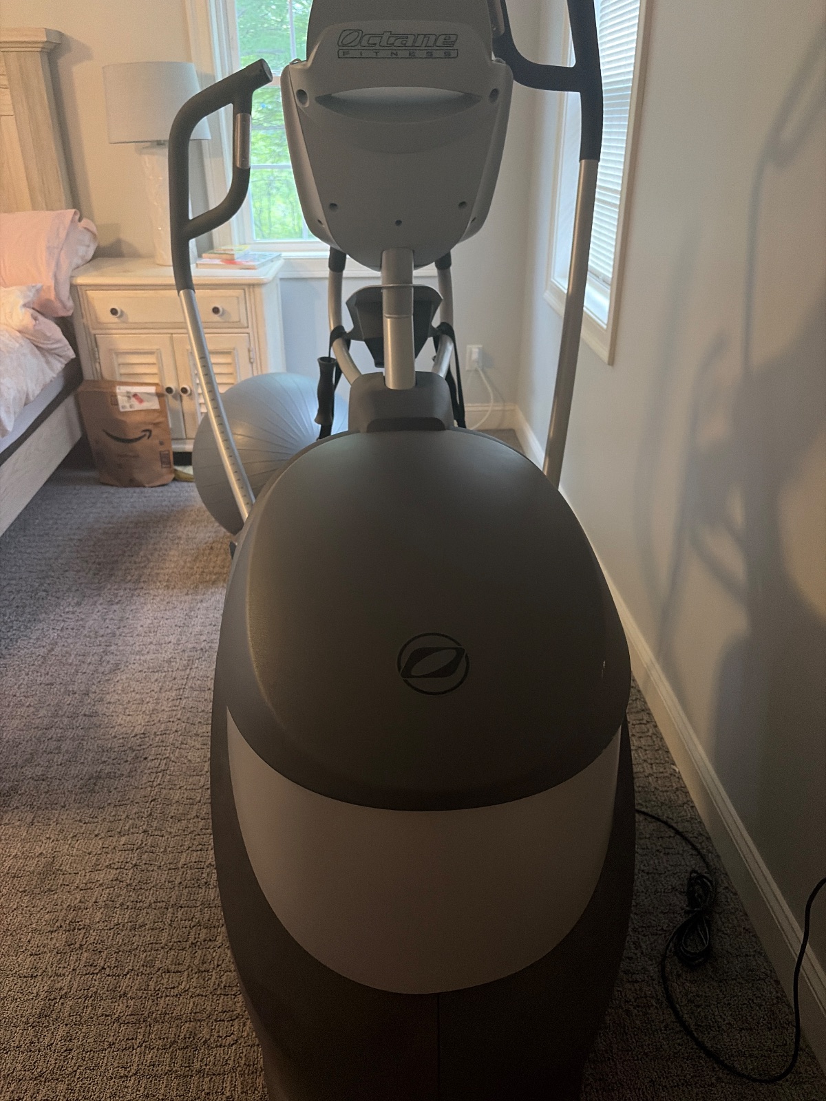 Octane Fitness Elliptical - Like New - Stoneham, MA, photo 3 of 3