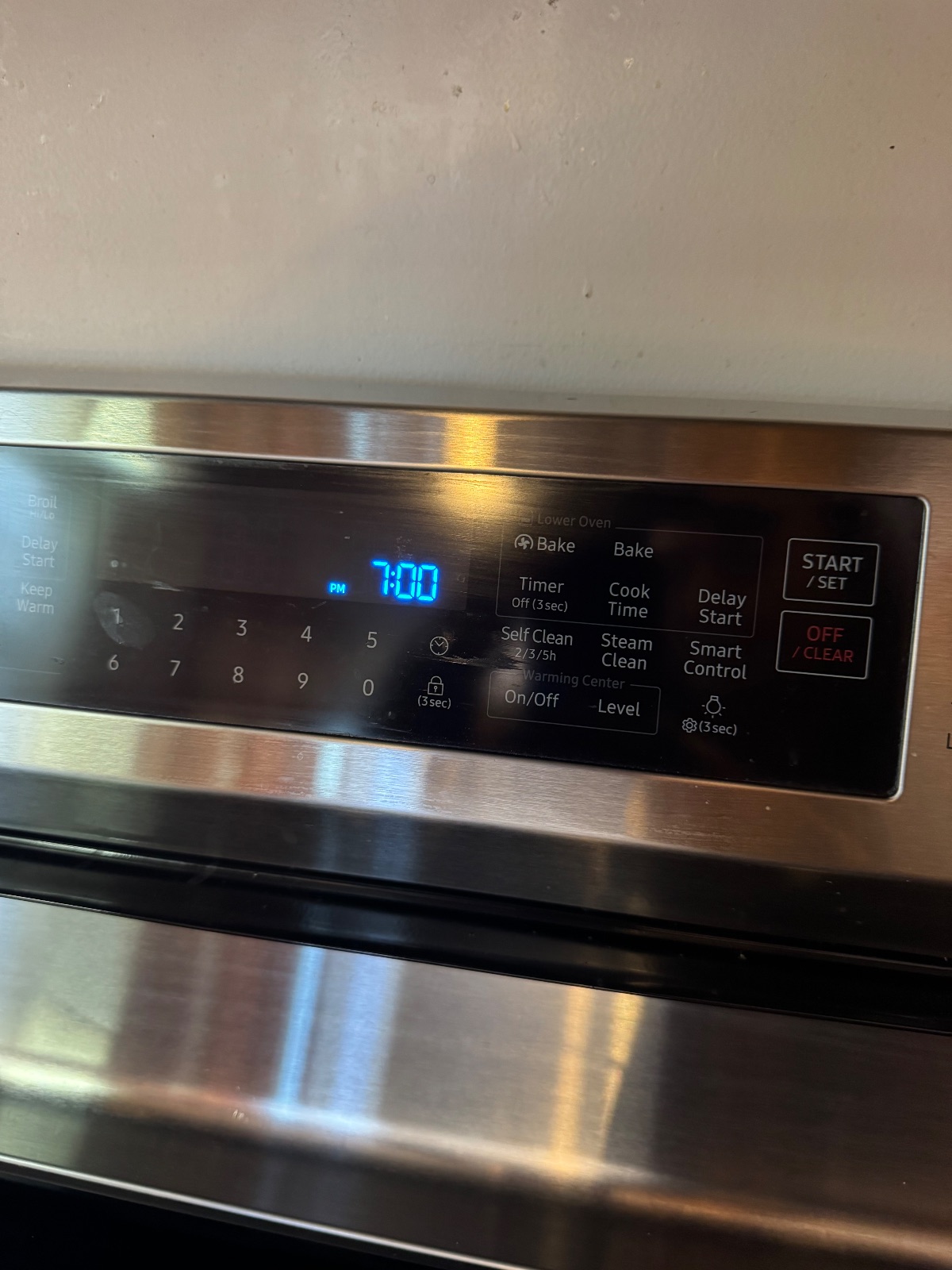 Samsung Flex Duo Smart Electric Range $1000 - Like New - Clarksville, TN, photo 4 of 7