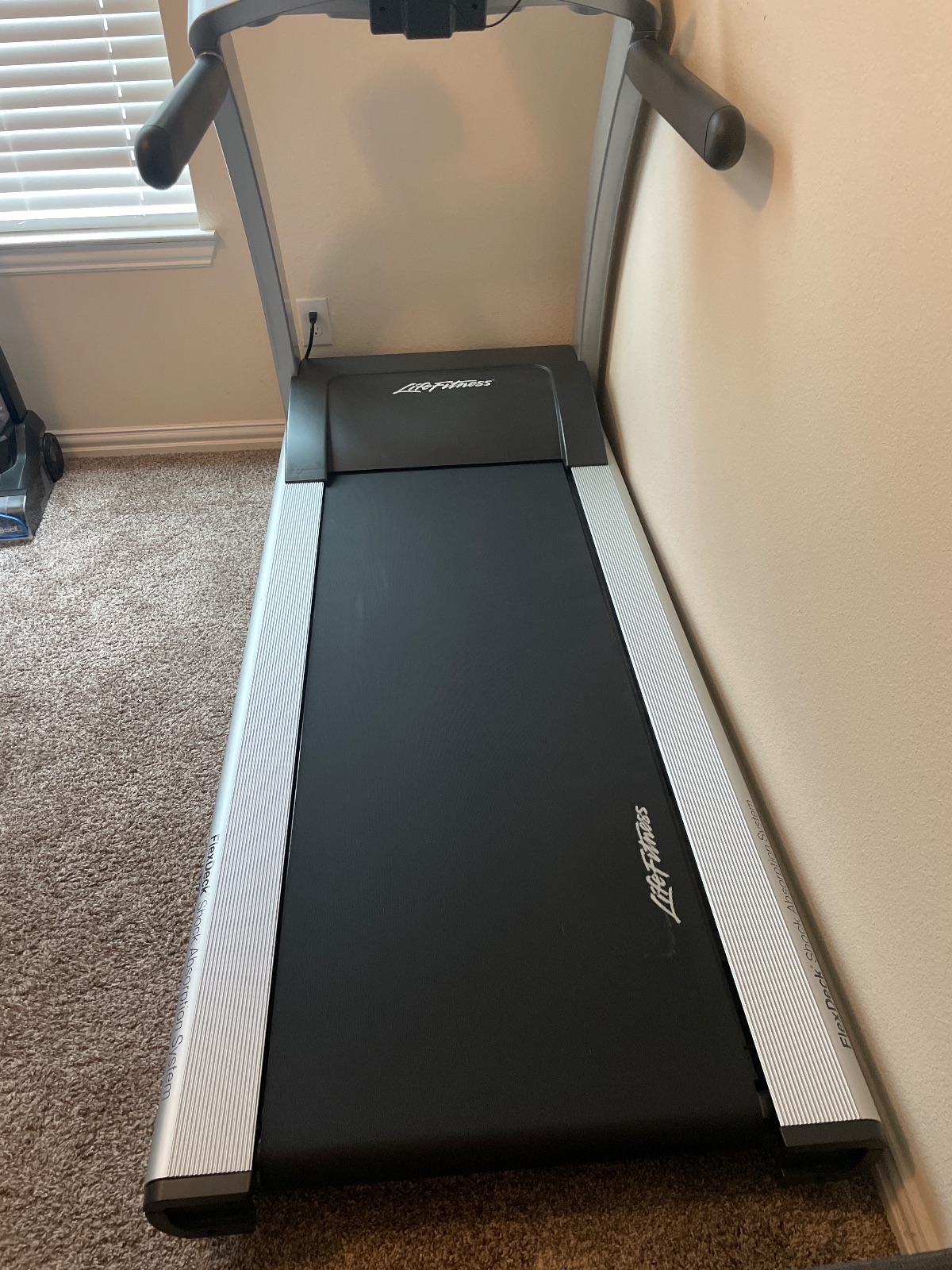 Life Fitness Commercial Treadmill - Excellent - 2021 - Melissa, TX, photo 5 of 6