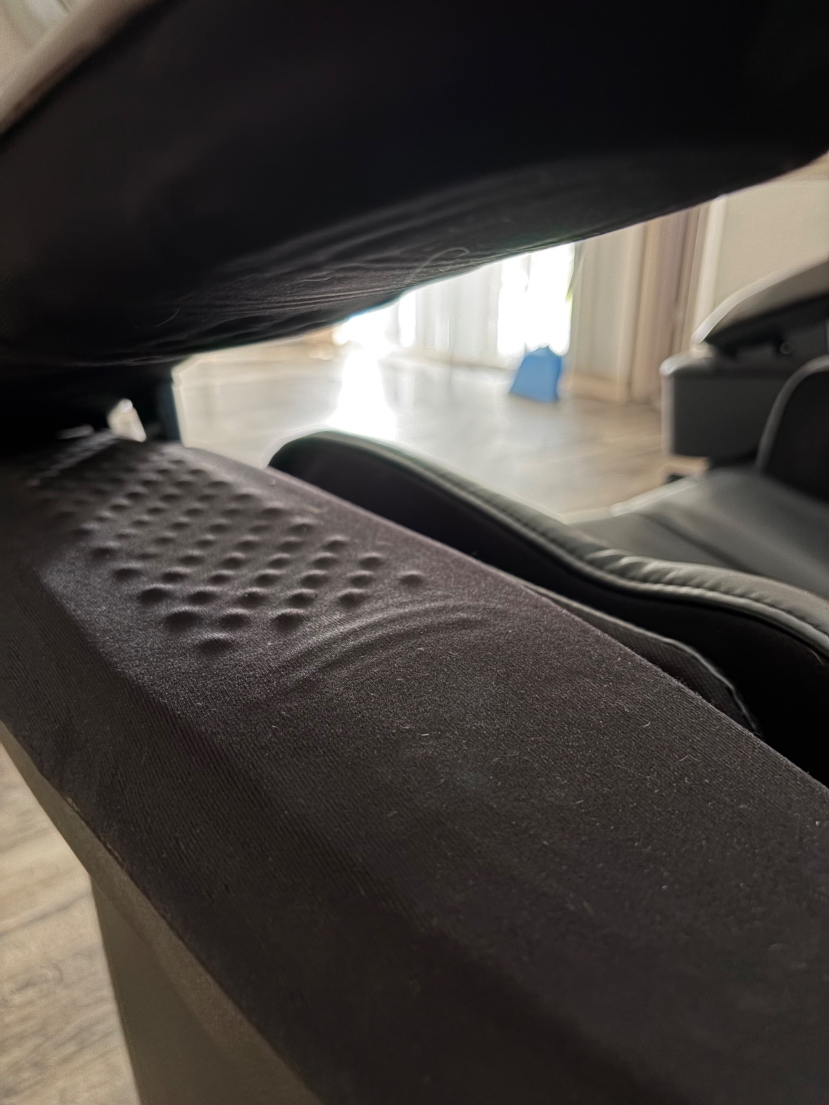 Panasonic EP-MA70 Massage Chair with Remote - Like New - 2022 - Riverview, FL, photo 5 of 7