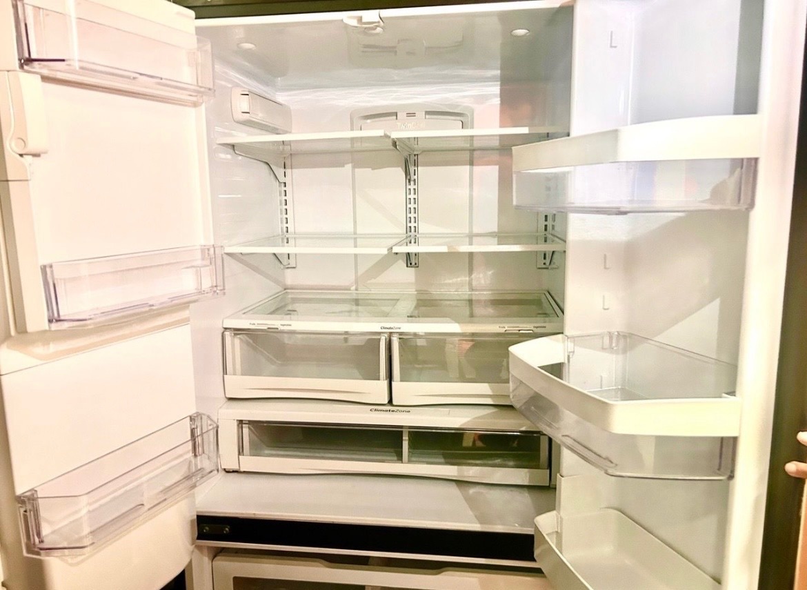 GE French Door Refrigerator with Bottom Freezer - Like New - Lake Forest, CA, photo 4 of 8