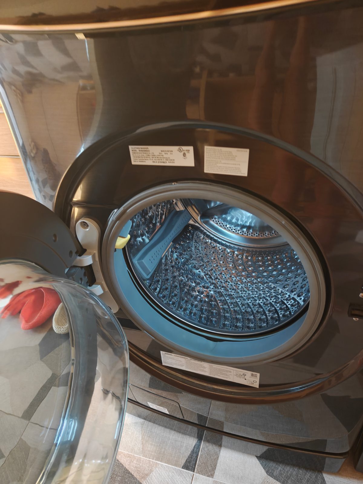 Samsung 5.5 Cu Ft Front Load Washer - Like New - 2024 - Round Rock, TX, photo 5 of 5