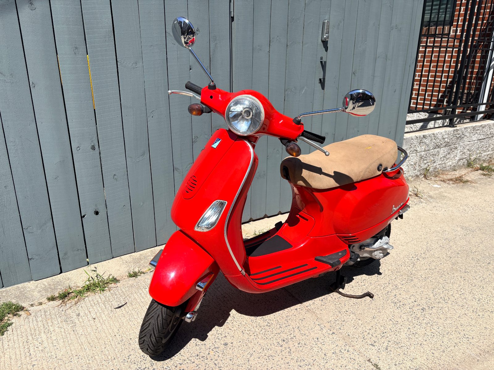 Vespa 50CC Scooter, 8,997 Miles - Good - 2008 - Washington, DC, photo 5 of 12