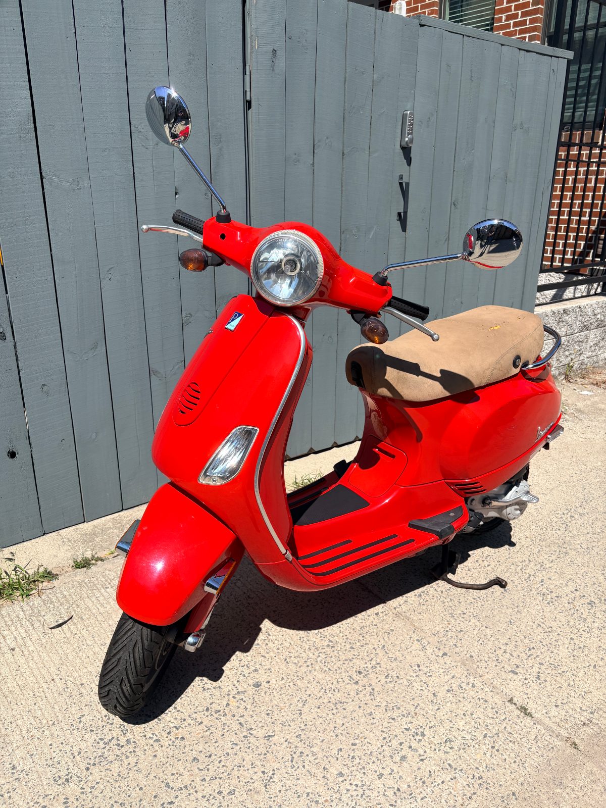 Vespa 50CC Scooter, 8,997 Miles - Good - 2008 - Washington, DC, photo 6 of 12