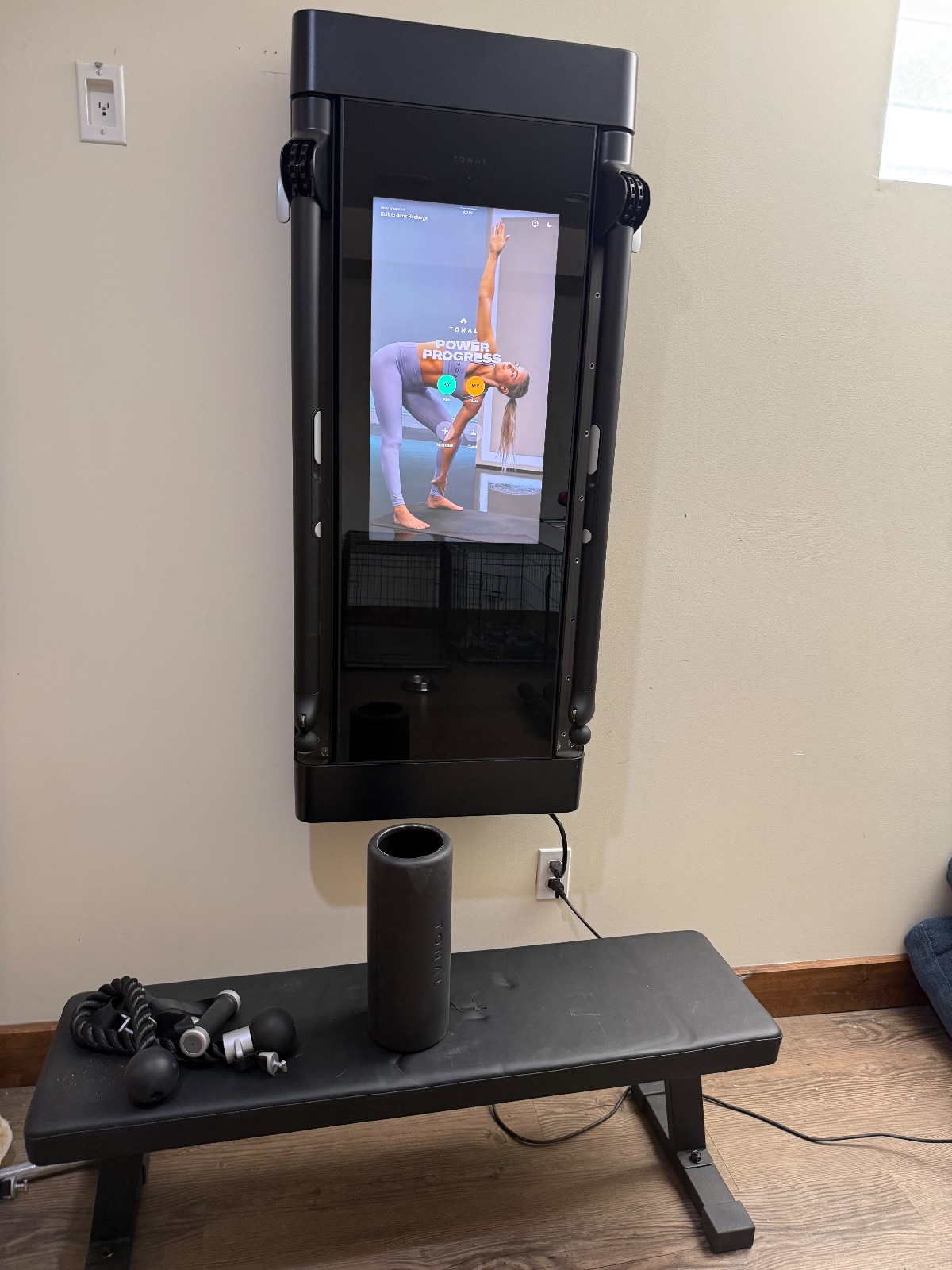 Tonal Home Gym, Large Touchscreen - Excellent - 2022 - Clayton, MO, photo 3 of 4