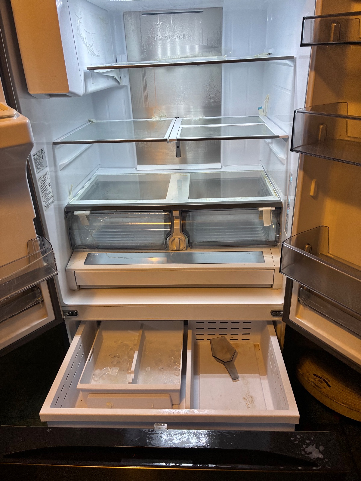 Samsung Stainless Steel French Door Refrigerator, Ice Maker and Dispenser - Fair - Rocky Hill, CT, photo 4 of 6