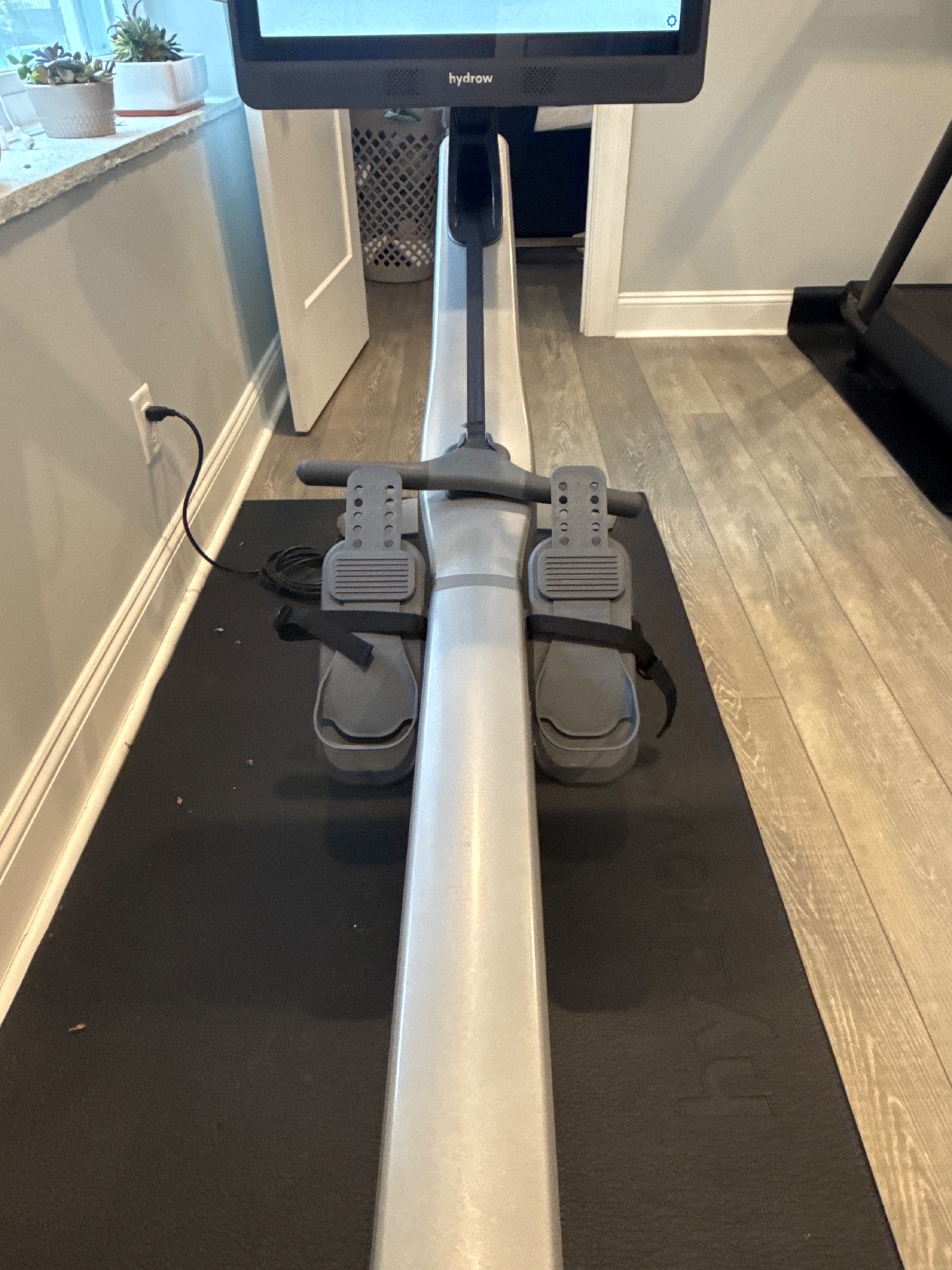 Hydrow Rower, Large Touchscreen Display - Like New - 2021 - River Vale, NJ, photo 3 of 3