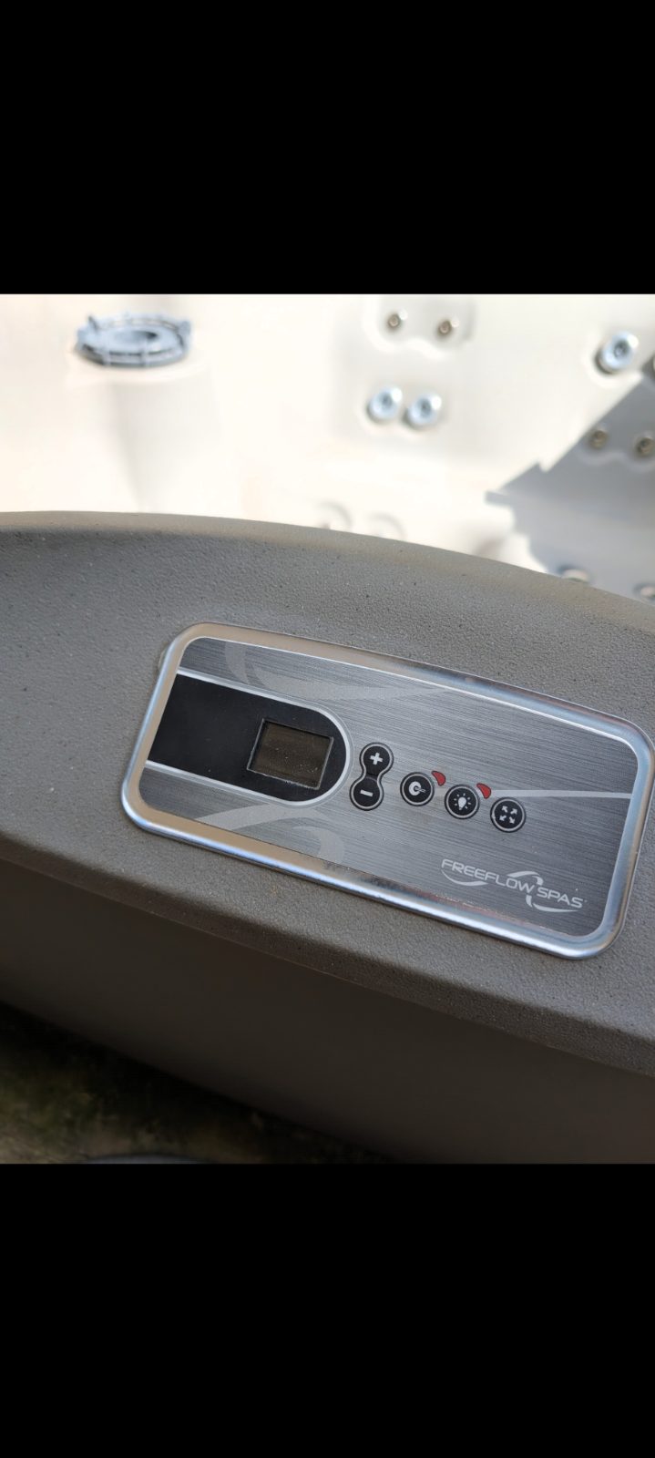 Azure Freeflow Hot Tub - Excellent - St. Clair County, AL, photo 3 of 6