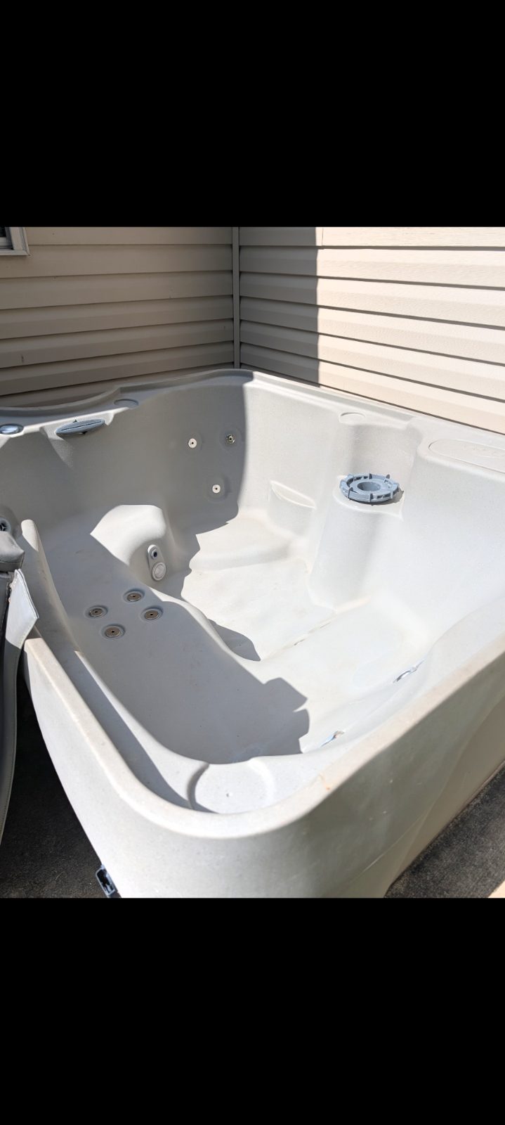Azure Freeflow Hot Tub - Excellent - St. Clair County, AL, photo 4 of 6