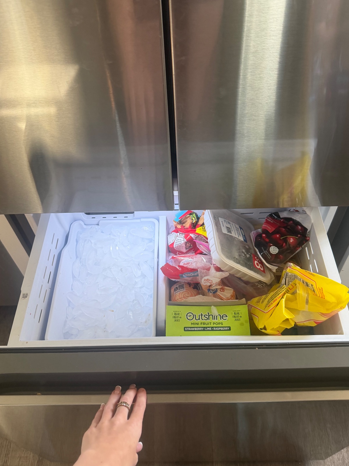 Samsung Two-Door Refrigerator - Like New - 2025 - Durant, OK, photo 2 of 4