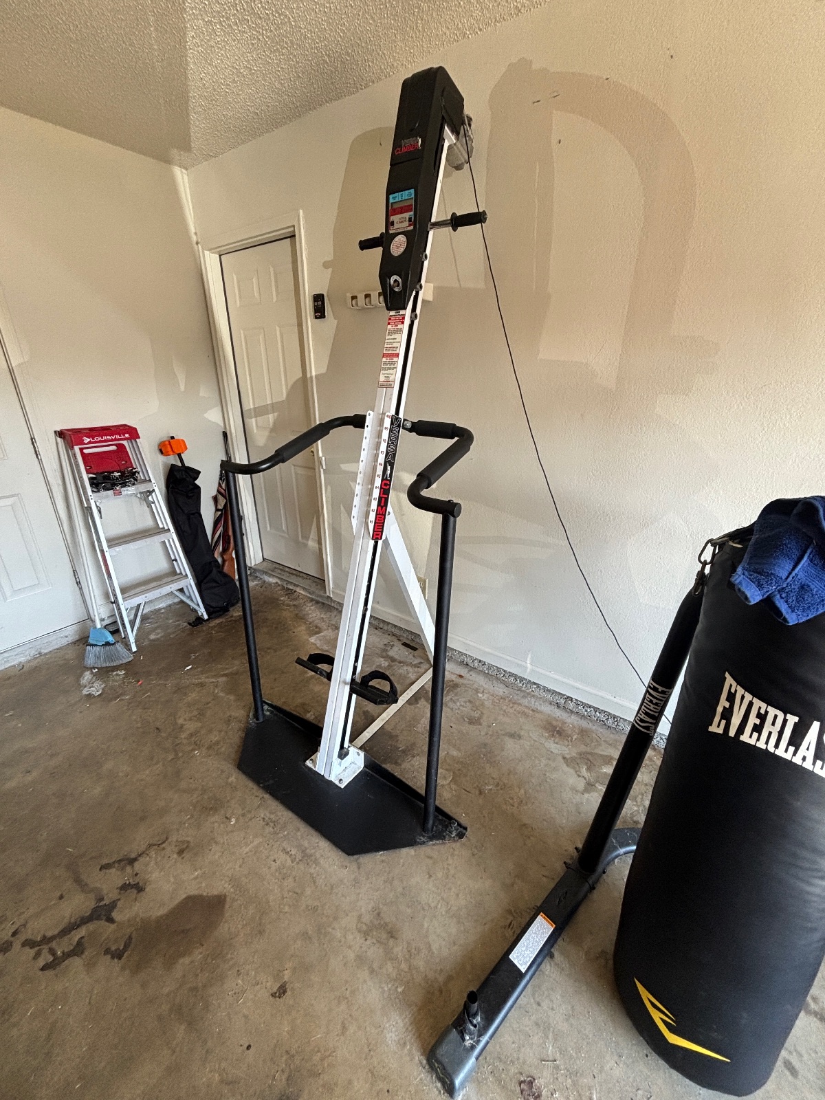 VersaClimber, 500 Lb Max Resistance - Good - 2018 - Phenix City, AL, photo 3 of 6