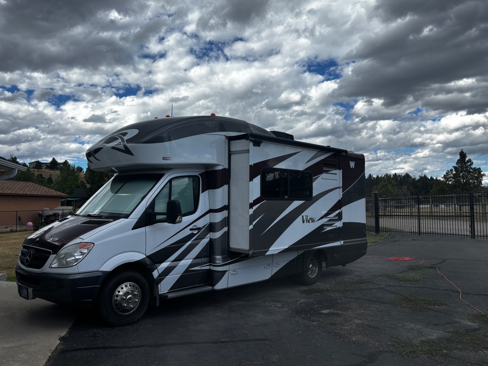 Winnebago View 24J - Good - 2013 - Montana City, MT, photo 2 of 8