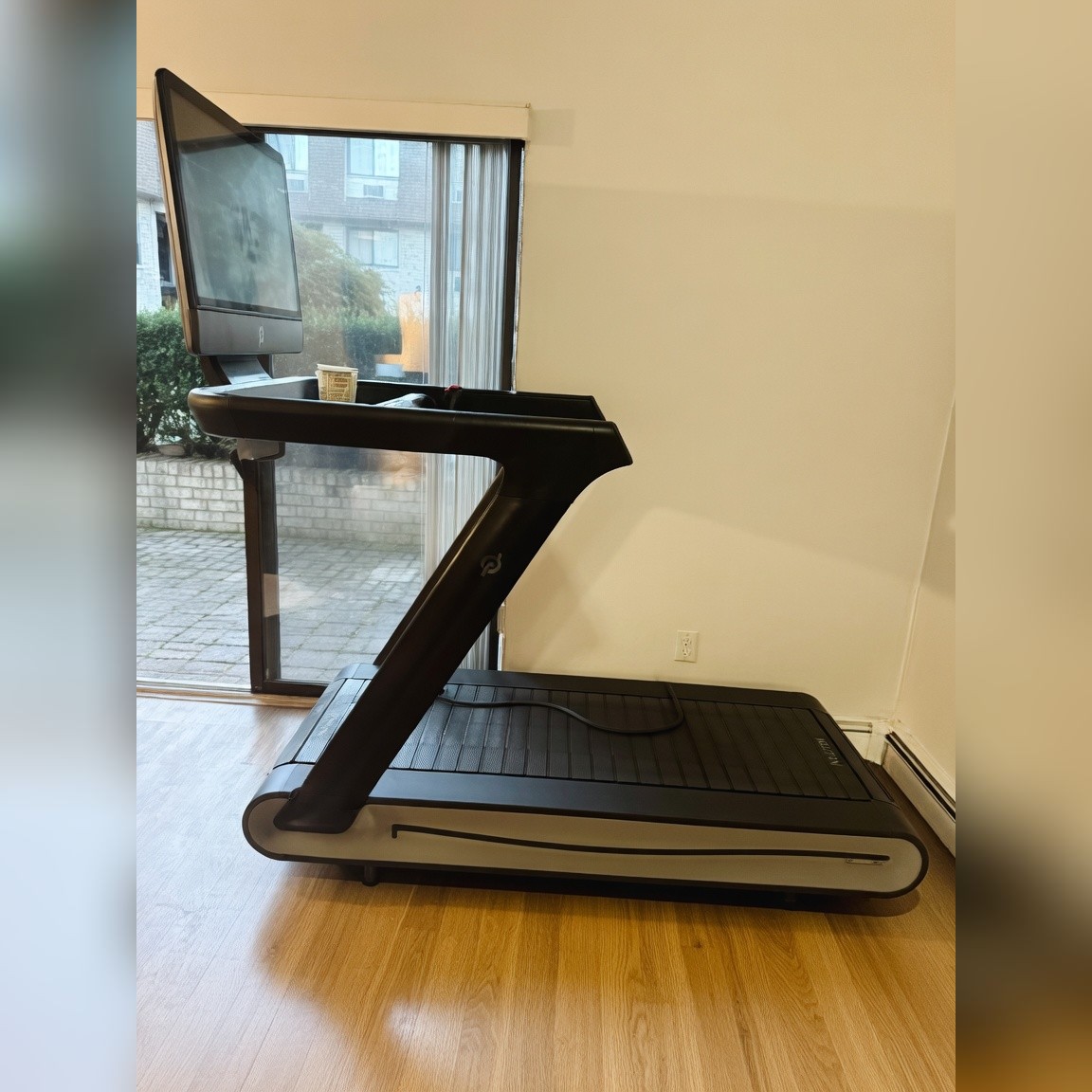 2020 Peloton Tread, Good Condition, Fully Functional – White Plains, NY