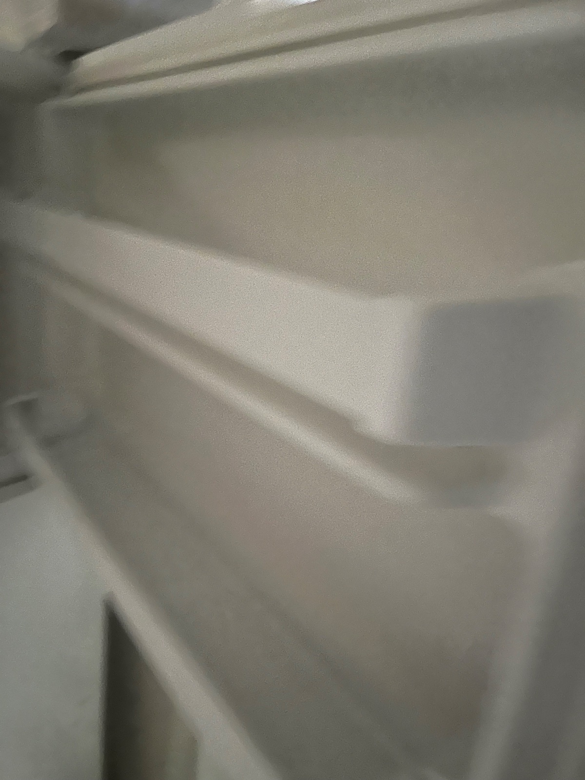 Refrigerator with Heavy Frost Buildup - Like New - Houston, TX, photo 5 of 10