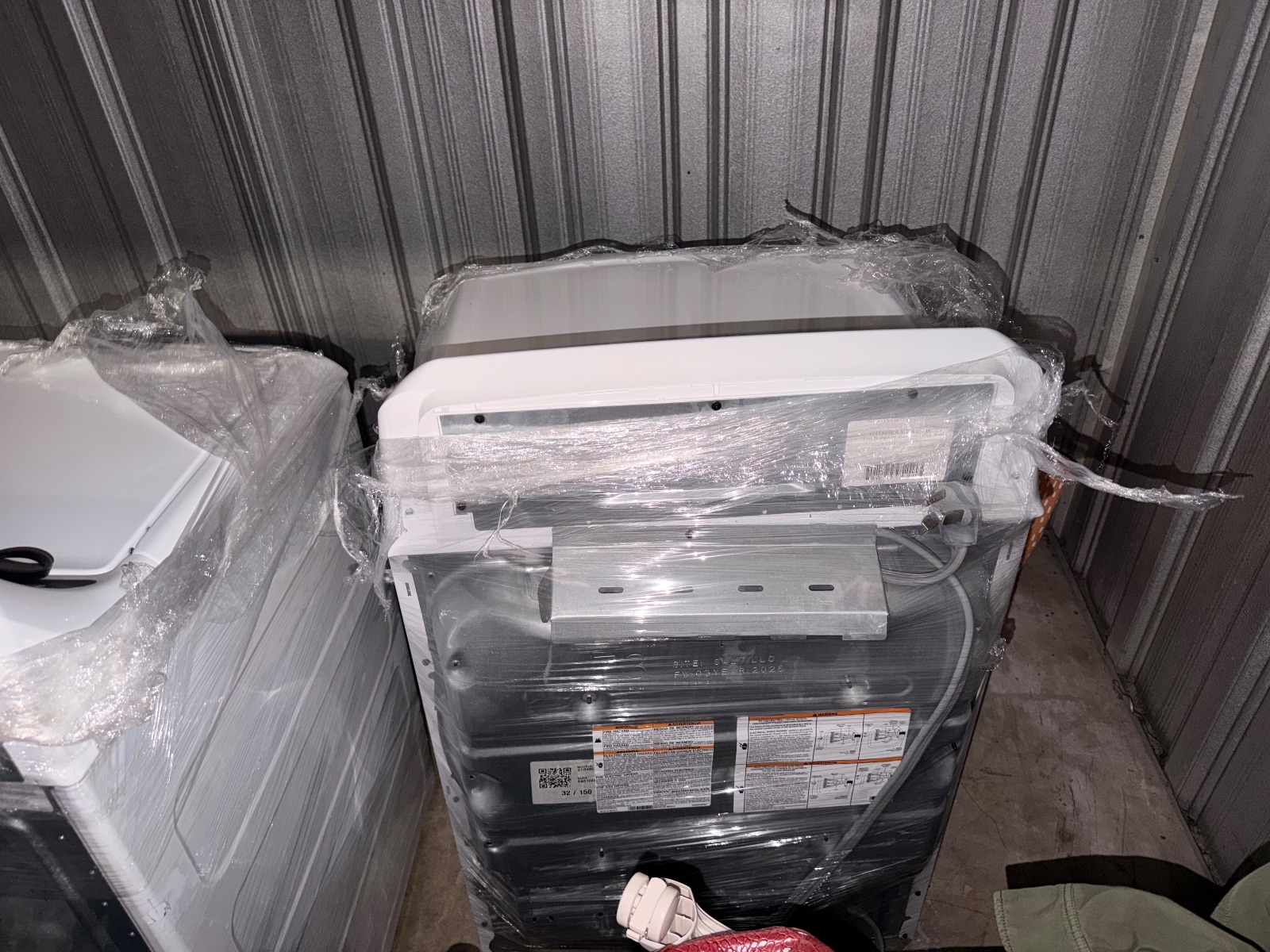 Pair of Whirlpool Top Load Washers - Like New - Macdona, TX, photo 3 of 7