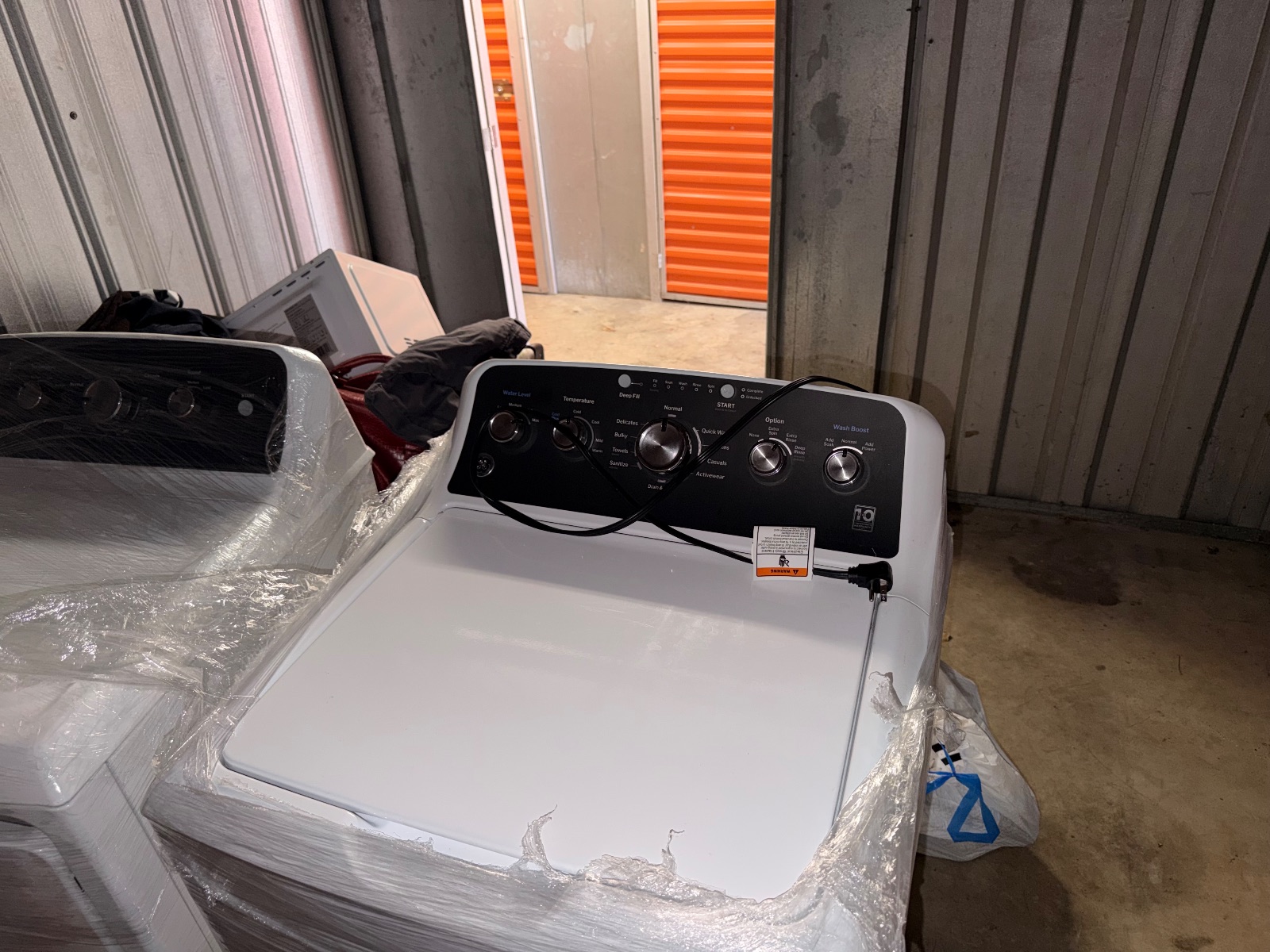 Pair of Whirlpool Top Load Washers - Like New - Macdona, TX, photo 7 of 7