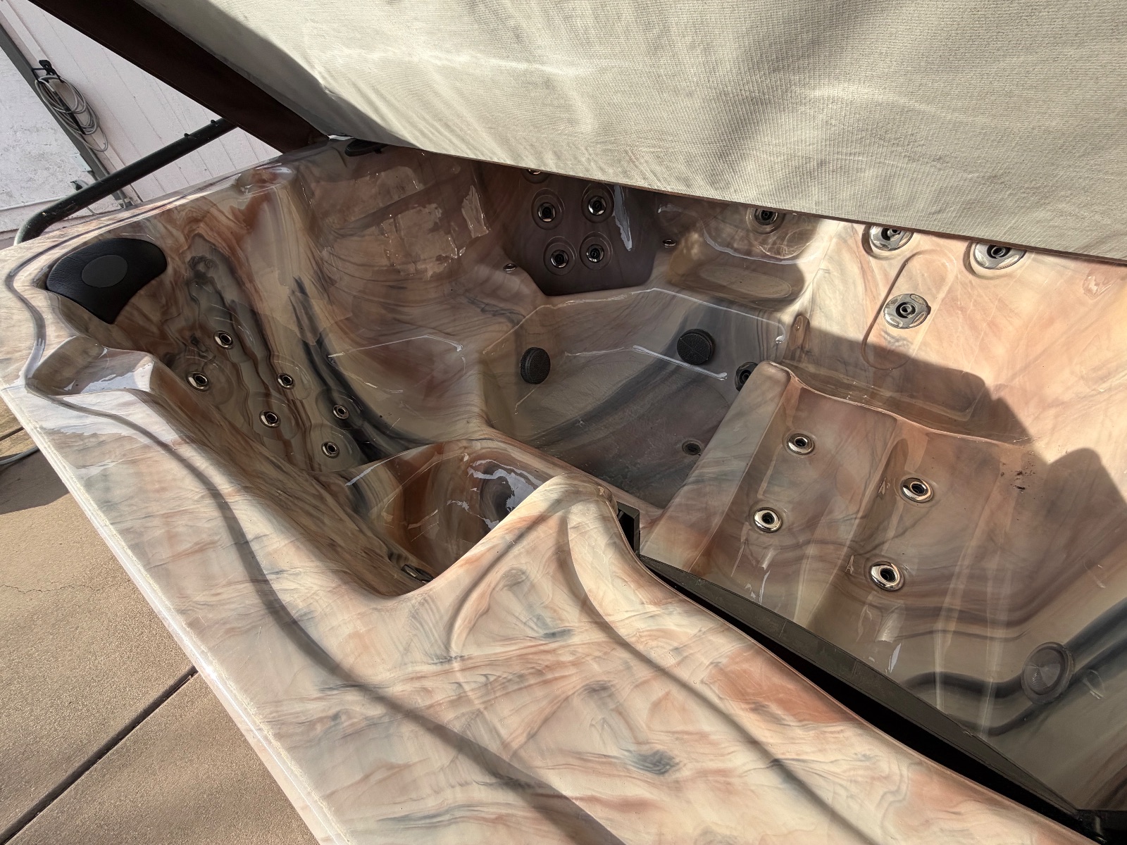 ThermoSpas Hot Tub, Marble Interior - Excellent – Pleasanton, CA, photo 2 of 4