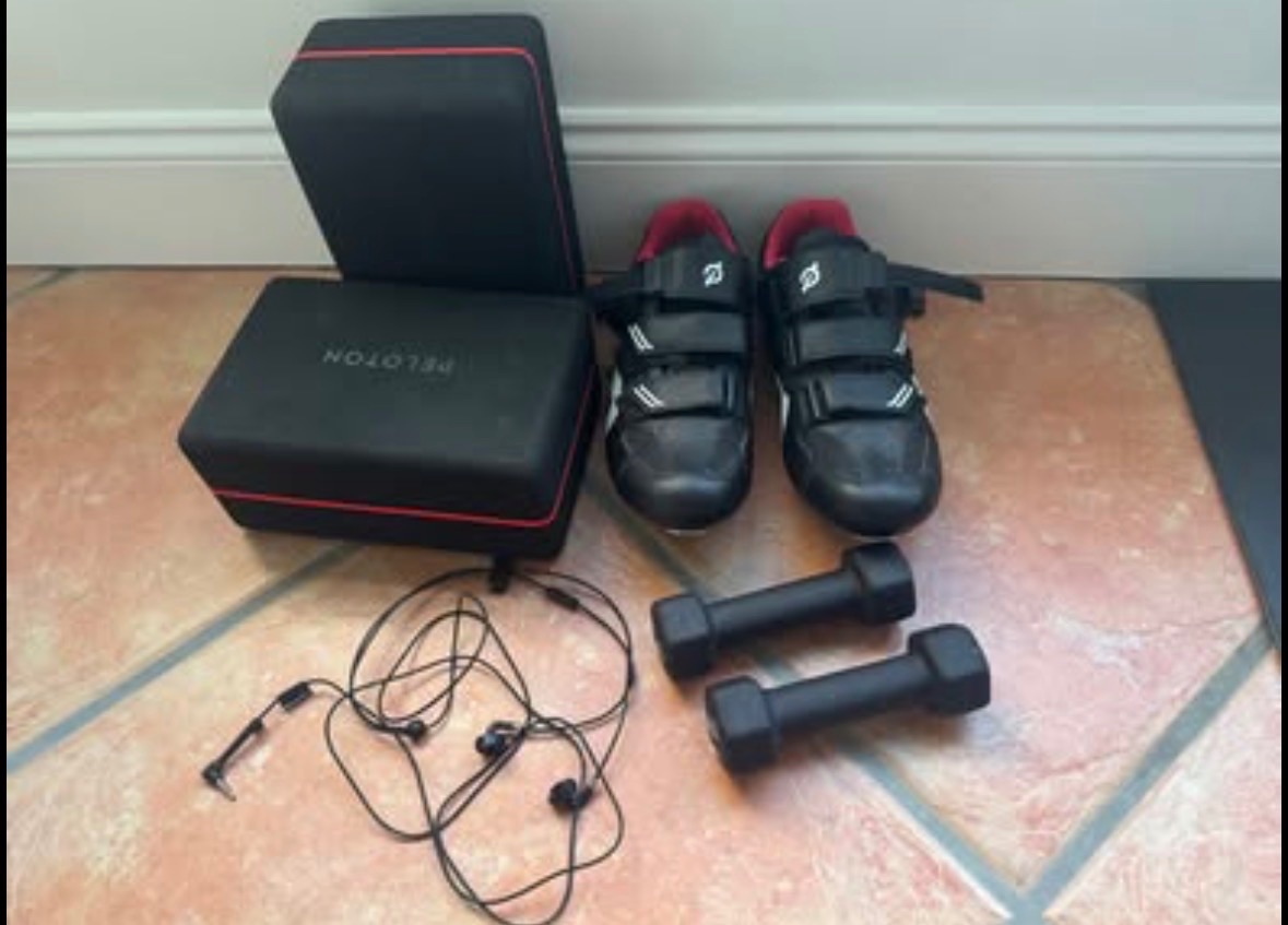 Peloton Bike, Includes Shoes Mat Weights - Very Good - 2020 – Pompano Beach, FL, photo 4 of 4