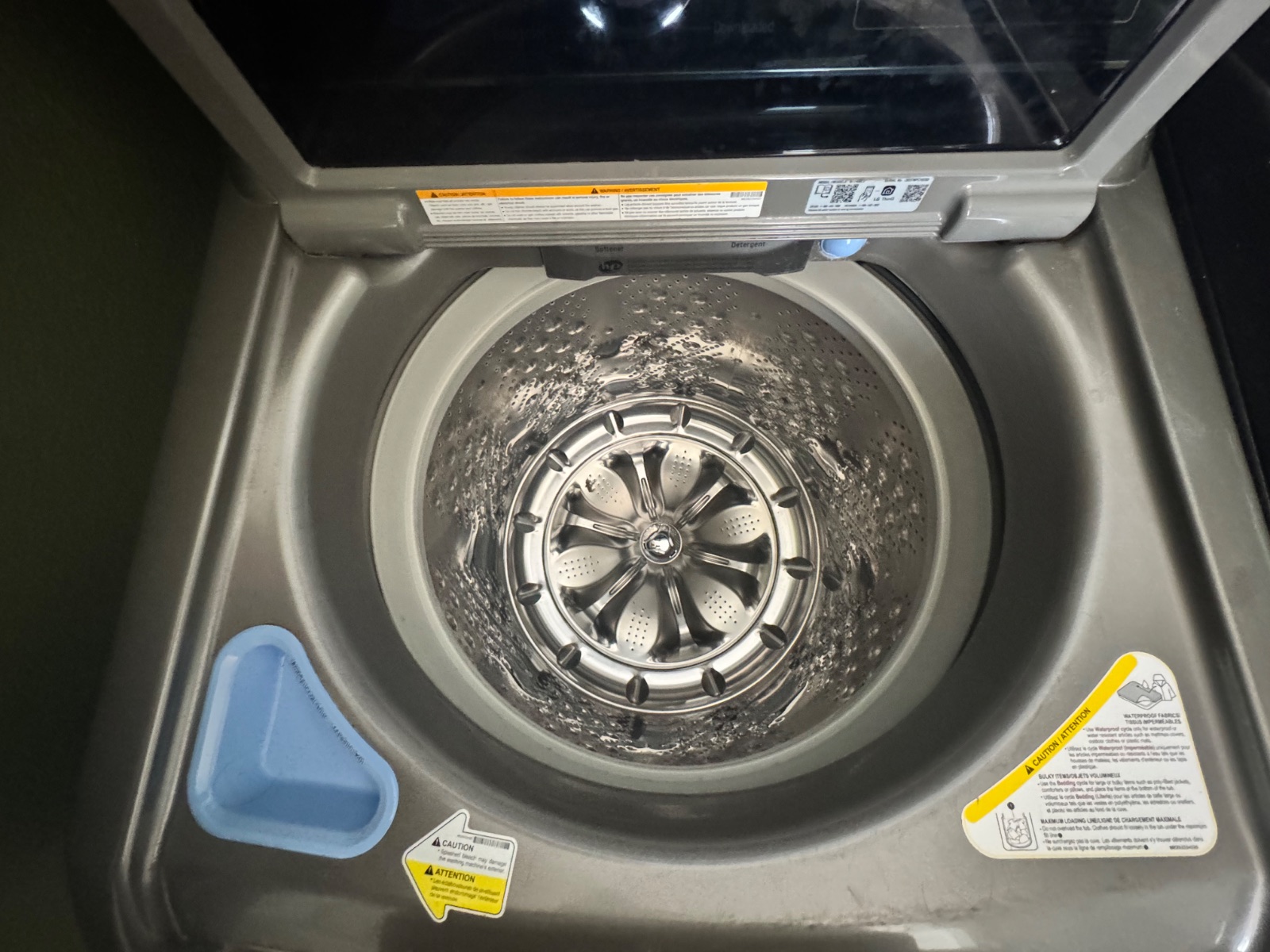 LG WT7400CV Washer and DLG6101M Gas Dryer, Smart Top Load Set - Like New - Chino, CA, photo 4 of 10