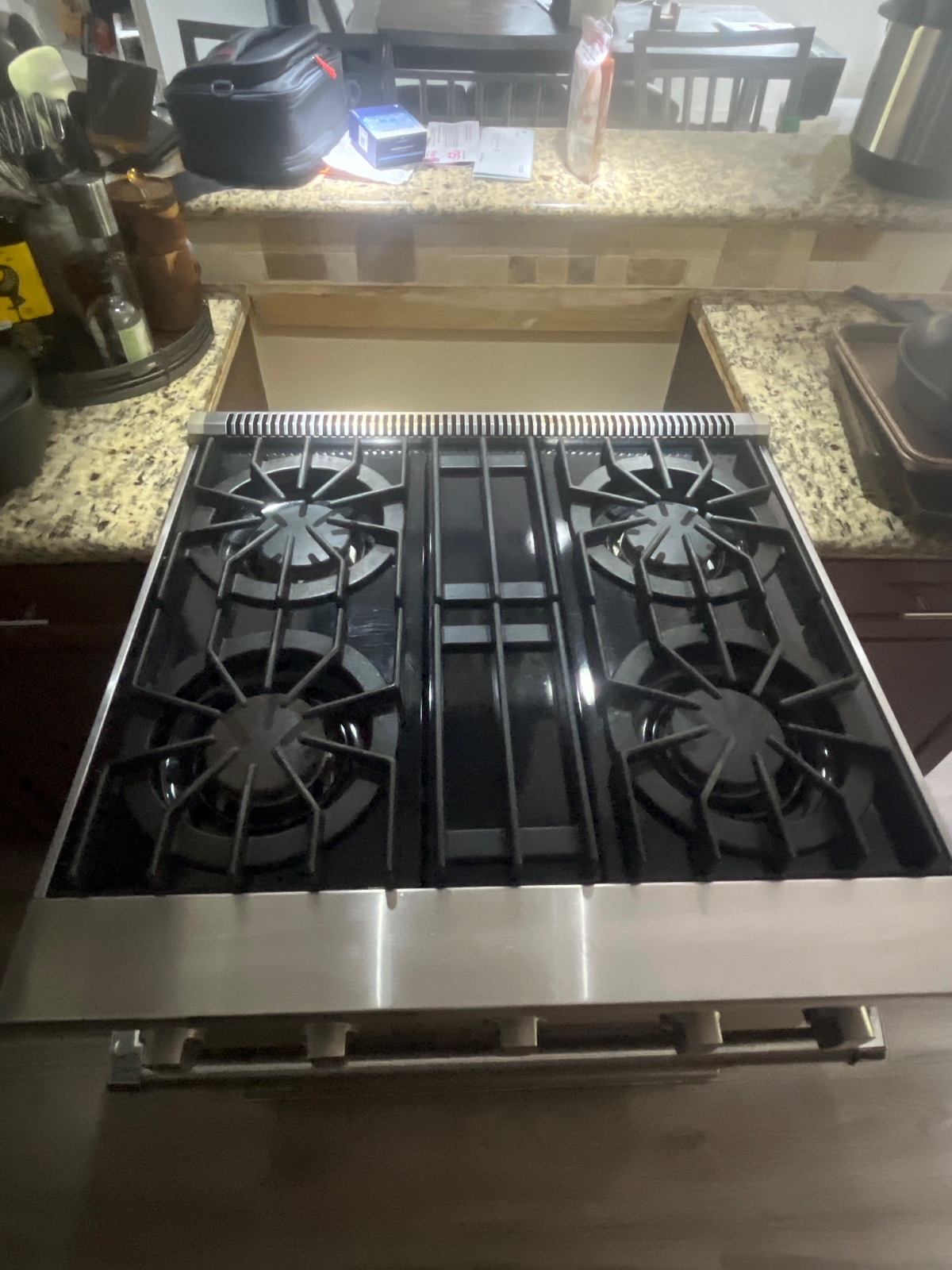 Viking 30 Inch Gas Slide-In Range, Stainless Steel - Good – Los Angeles County, CA, photo 2 of 3