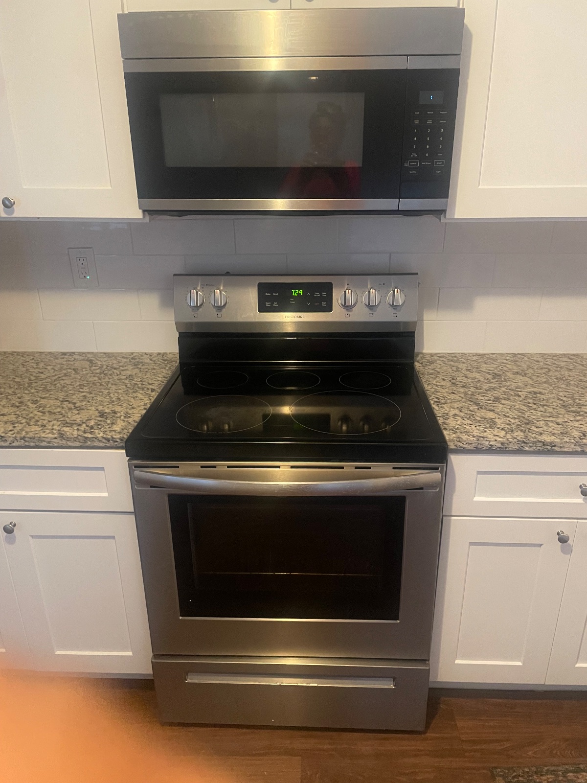 Frigidaire Side-by-Side Refrigerator, Stainless Steel - Excellent - 2022 – Decatur, GA, photo 5 of 12