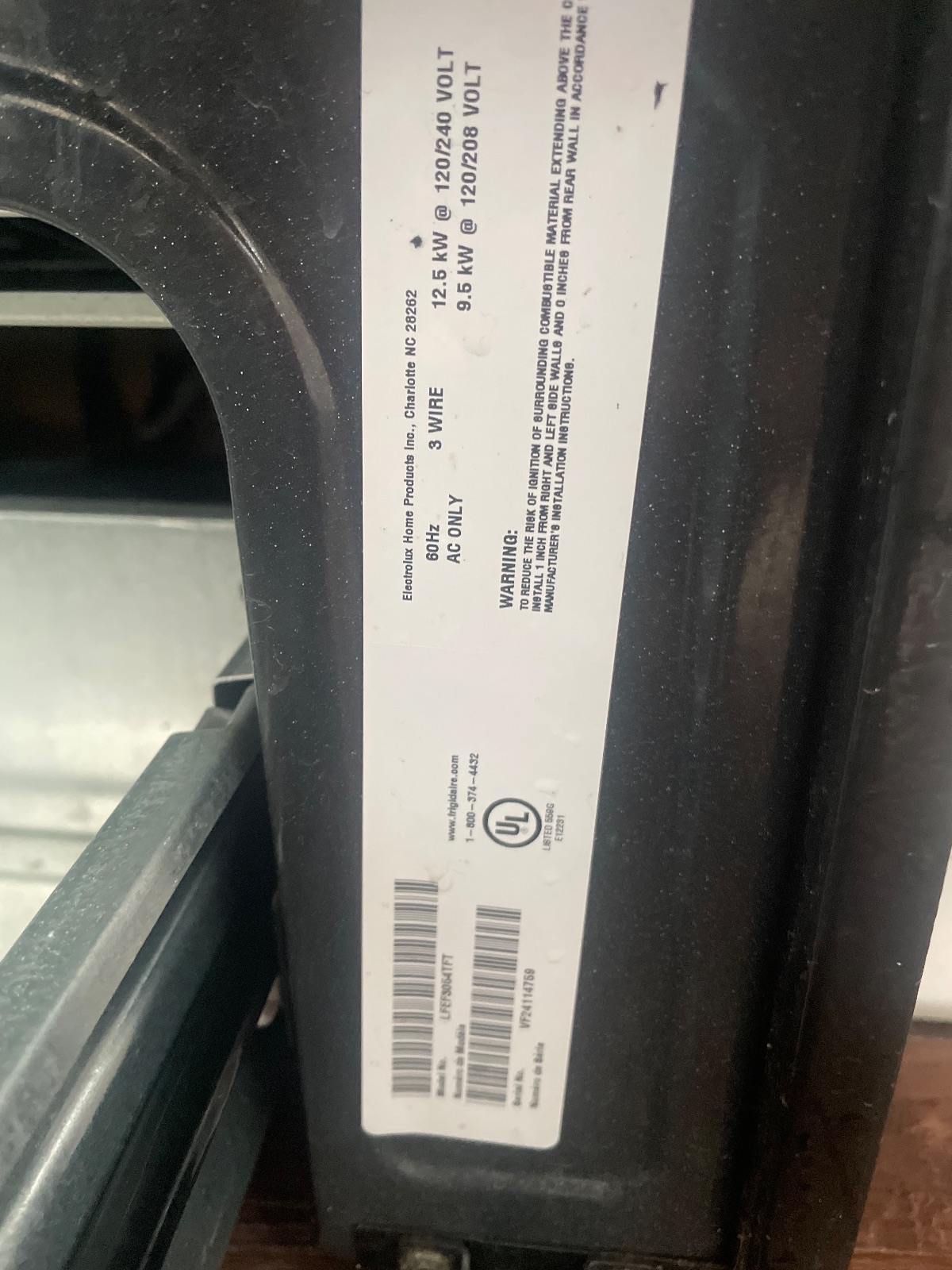 Frigidaire Side-by-Side Refrigerator, Stainless Steel - Excellent - 2022 – Decatur, GA, photo 8 of 12