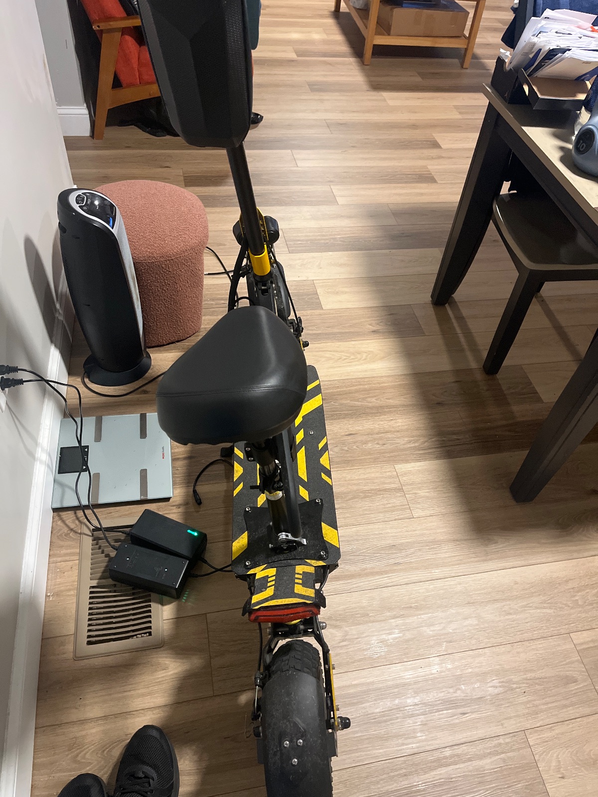 Foholo Electric Scooter With Seat and Charger - Like New – Watertown, MA, photo 2 of 4