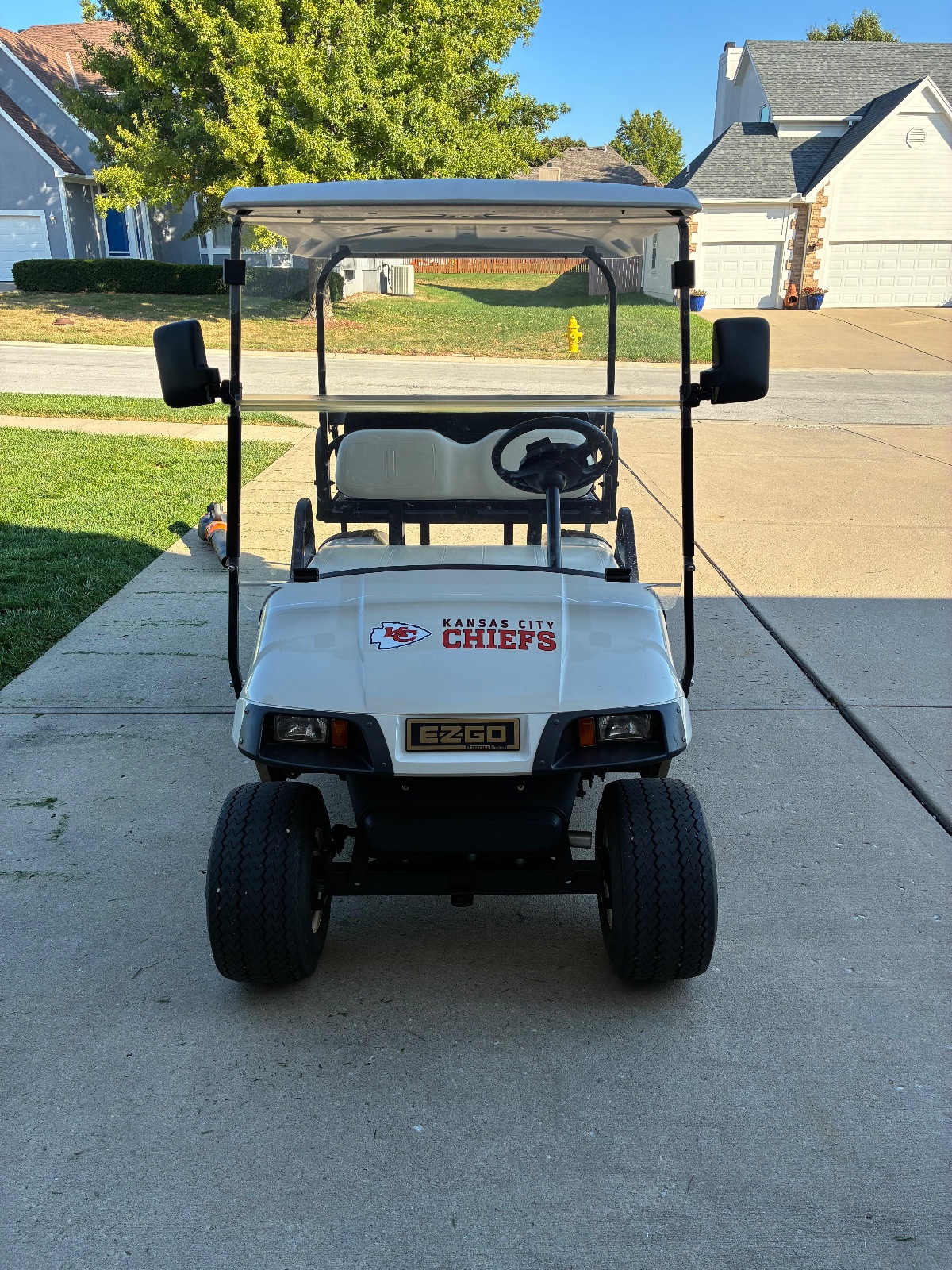 EZ-GO Golf Cart, Chiefs Edition - Like New - 2012 – Lee's Summit, MO, photo 3 of 4
