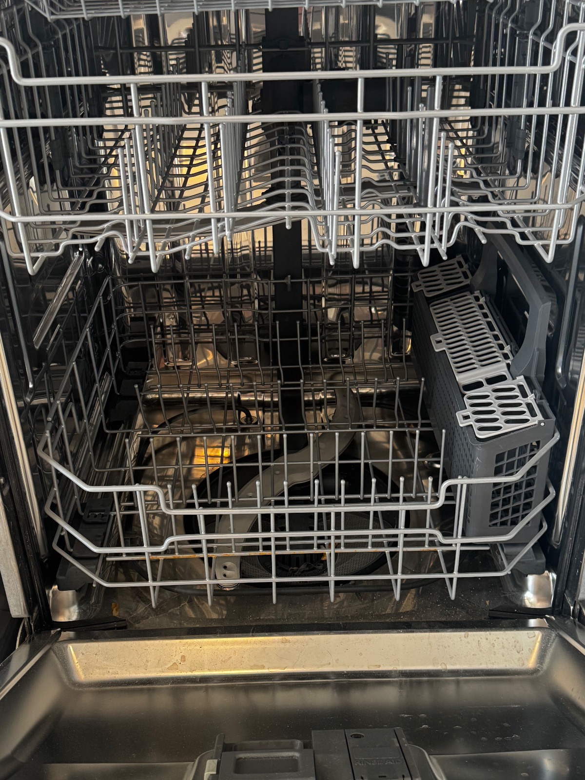 GE Built-in Dishwasher, Stainless Steel - Like New – Hobson, TX, photo 3 of 3