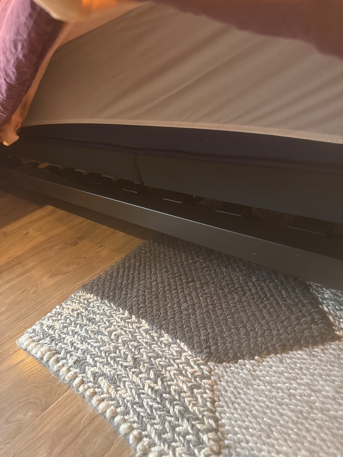 Tempur Pedic Adjustable Mattress Base Queen - Like New - Johnson County, KS, photo 2 of 4