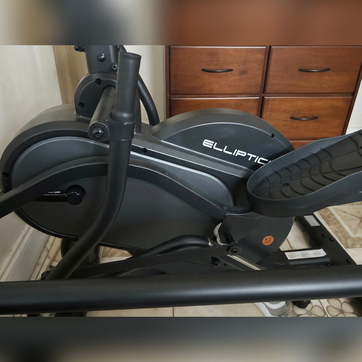 Life Fitness Elliptical, Smooth Stride - Like New – North Miami Beach, FL