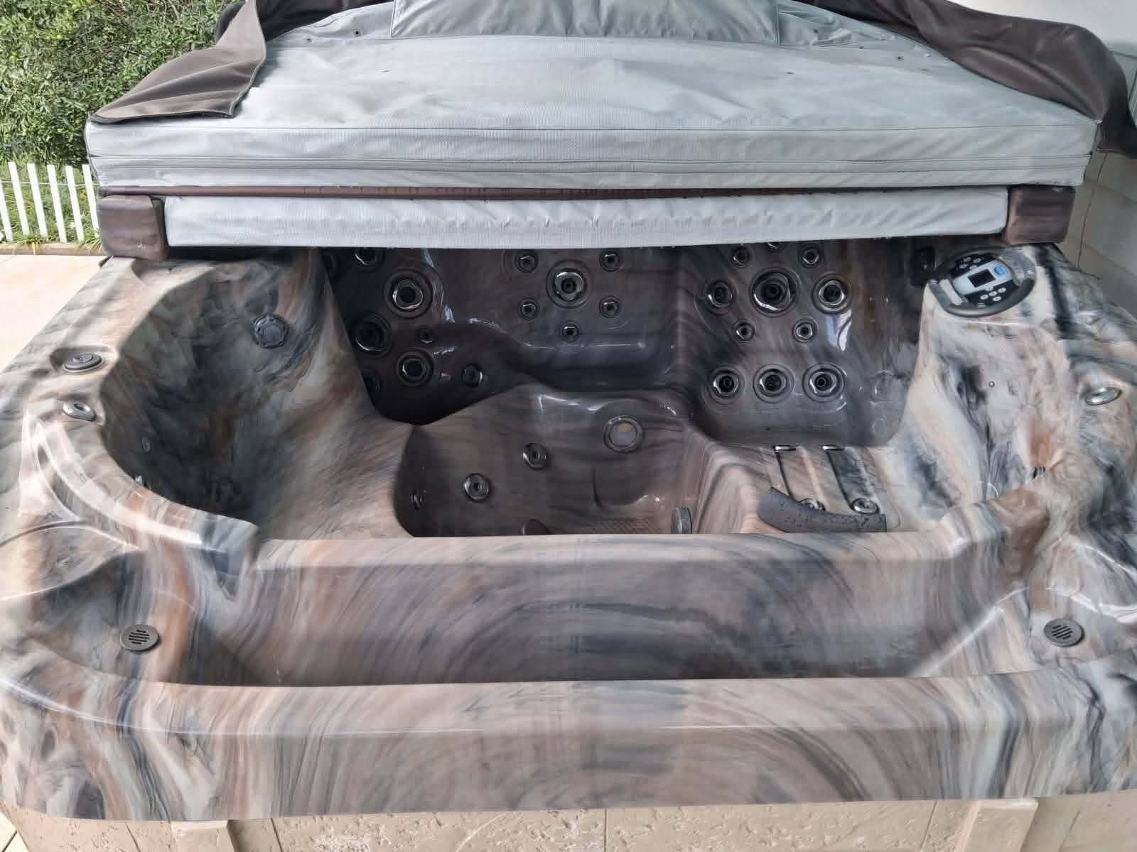 Coast Spas Hot Tub, Faux Stone Exterior - Like New – Ochlocknee, GA, photo 4 of 5