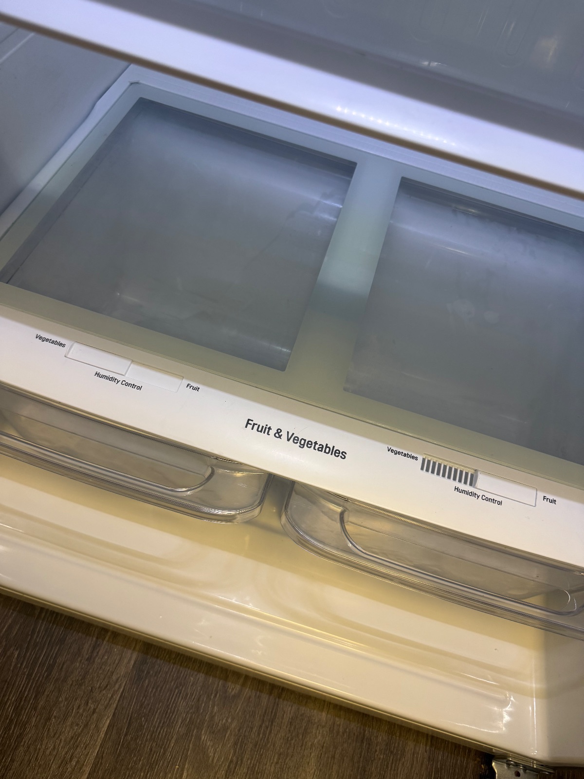 LG Top Freezer Refrigerator, Stainless Steel - Good - 2024 – Cypress, CA, photo 6 of 12