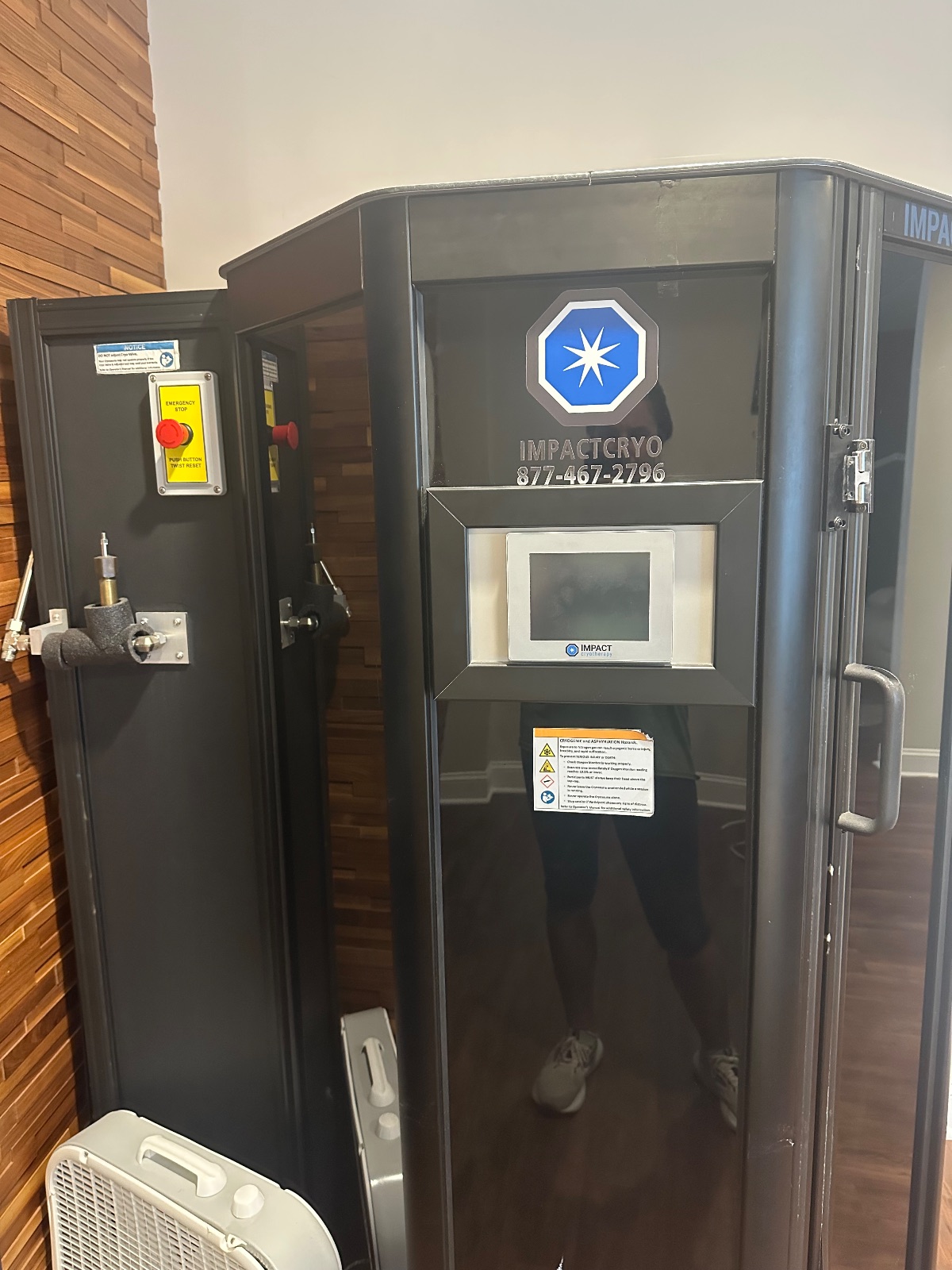 Impact Cryo Chamber, Single Person - Good - 2017 – Horsham, PA, photo 2 of 3