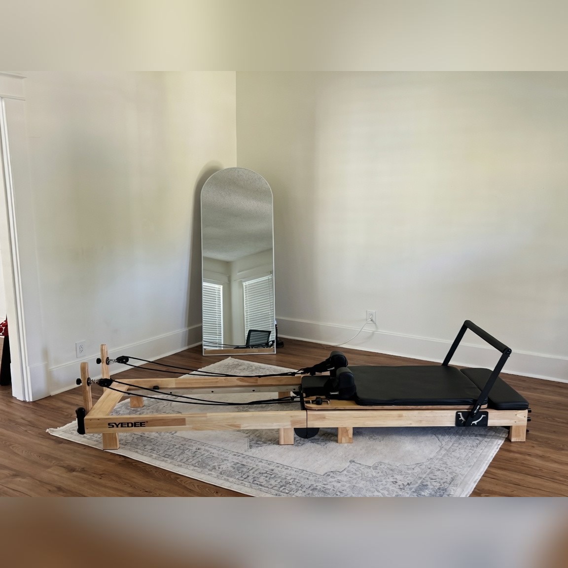 SYEDEE Pilates Reformer, Wooden Frame - Like New – Nashville, TN