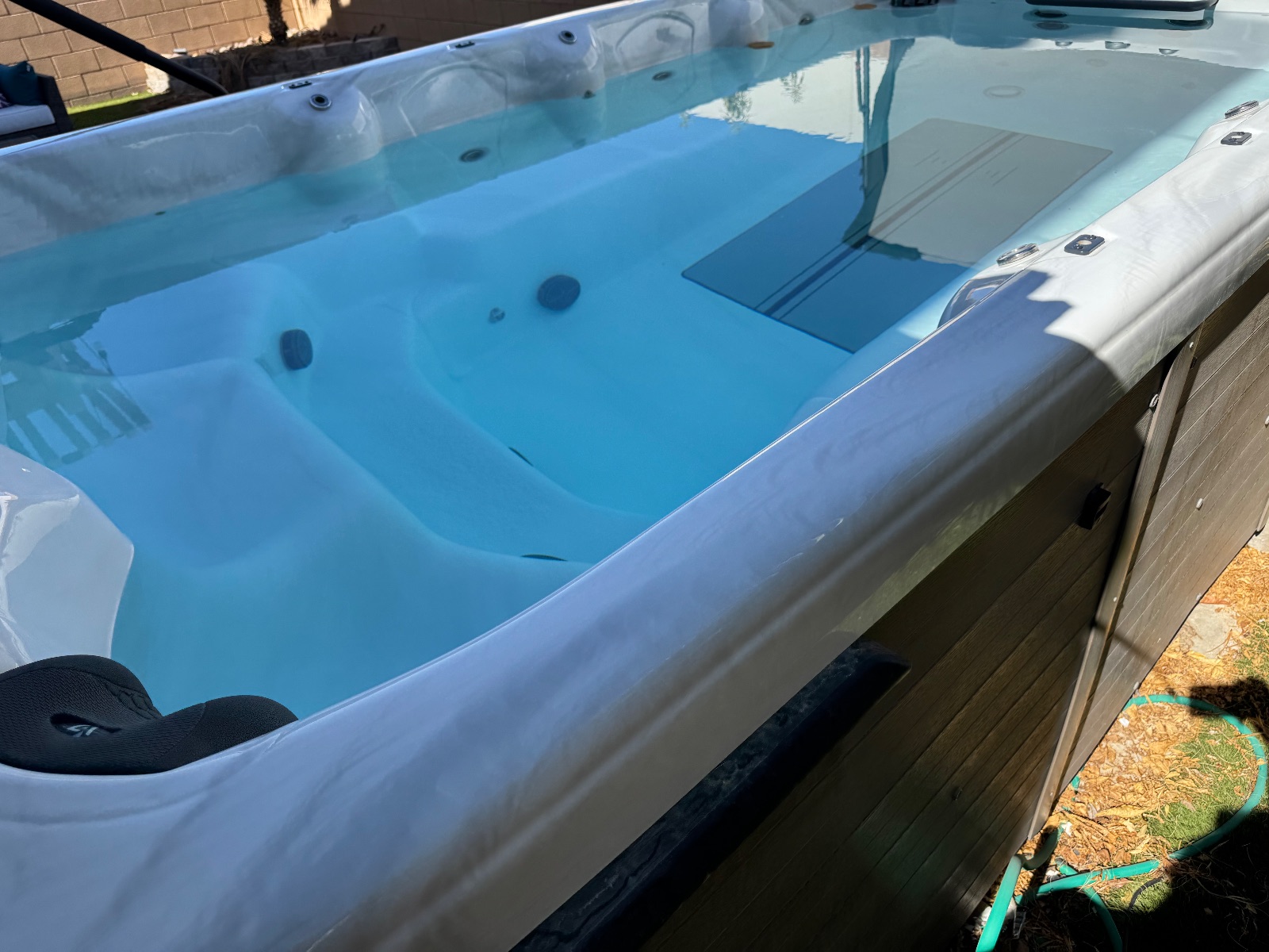 MaaxSpa VitaSpa Swim Spa XB4 - Good - Las Vegas, NV, photo 4 of 10