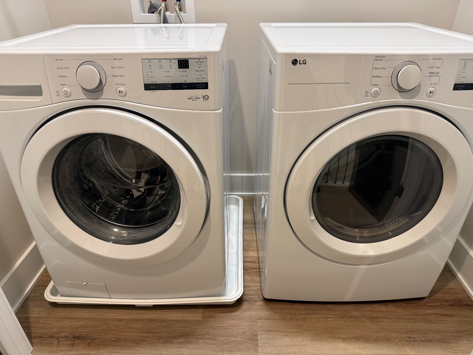 LG Front Load Washer and Dryer Set - Like New - 2024 – Lebanon, OH, photo 2 of 10