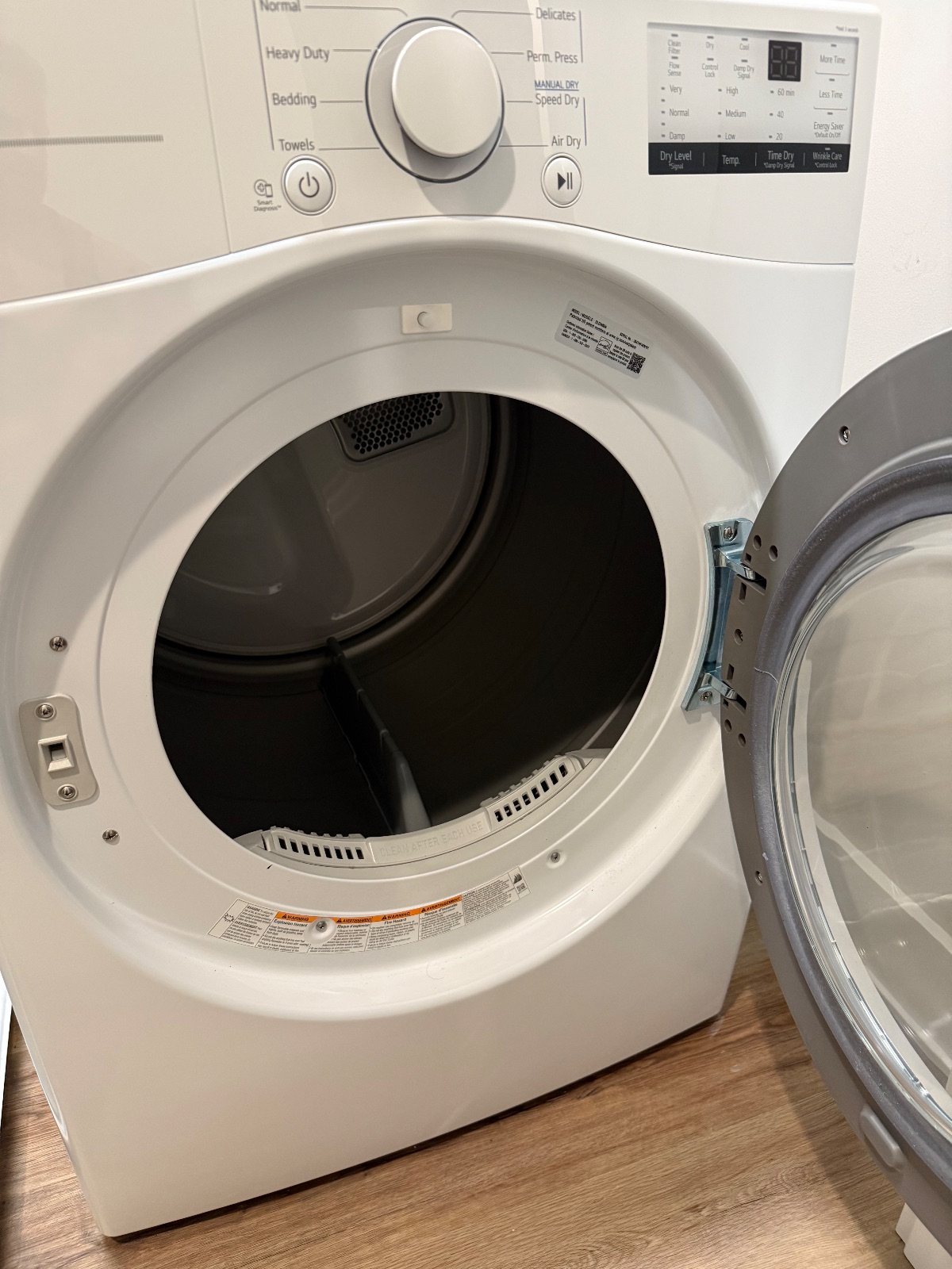 LG Front Load Washer and Dryer Set - Like New - 2024 – Lebanon, OH, photo 7 of 10