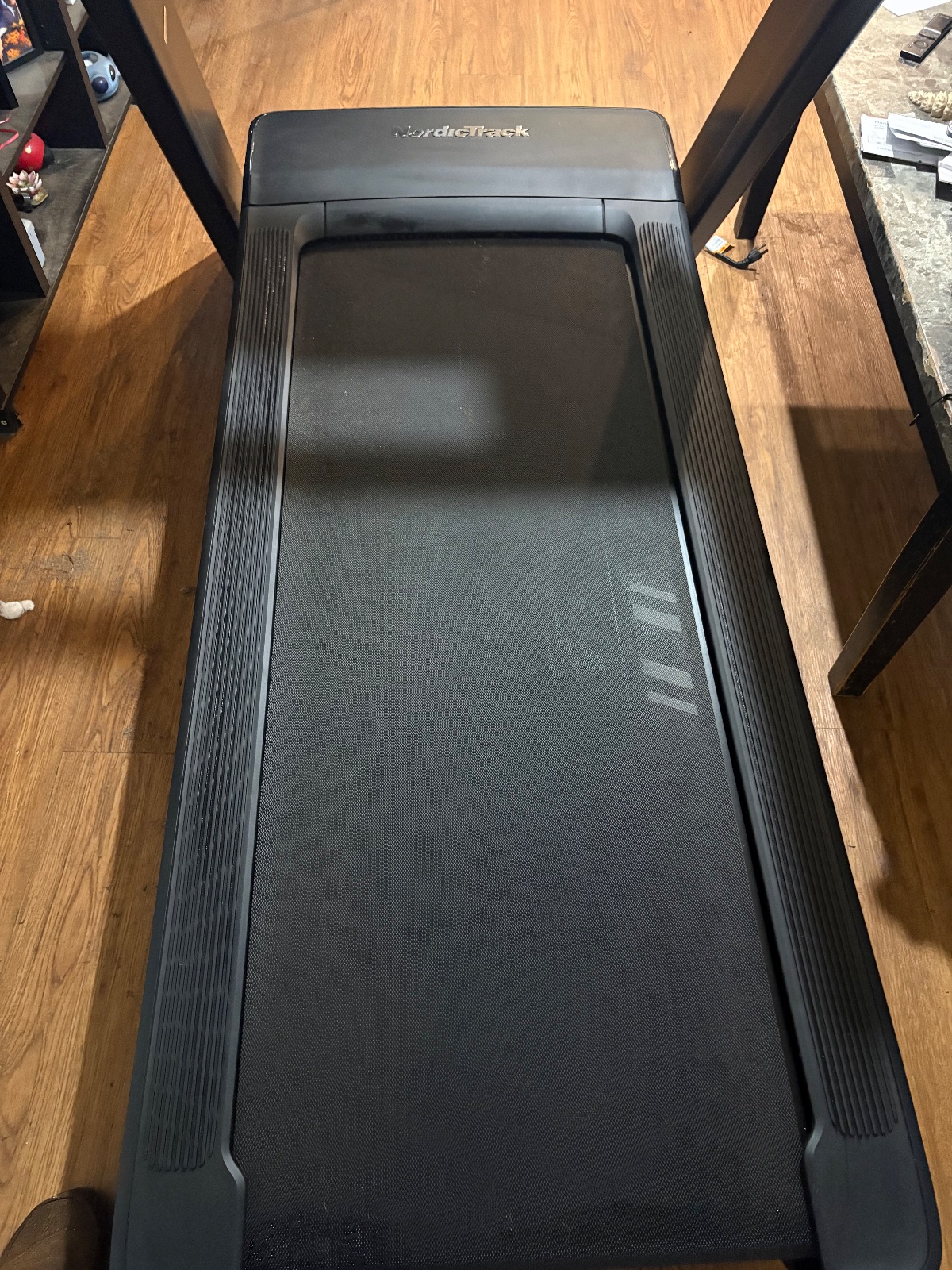 NordicTrack Incline Treadmill, Includes Fan - Excellent - 2025 - Robbins, NC, photo 2 of 2