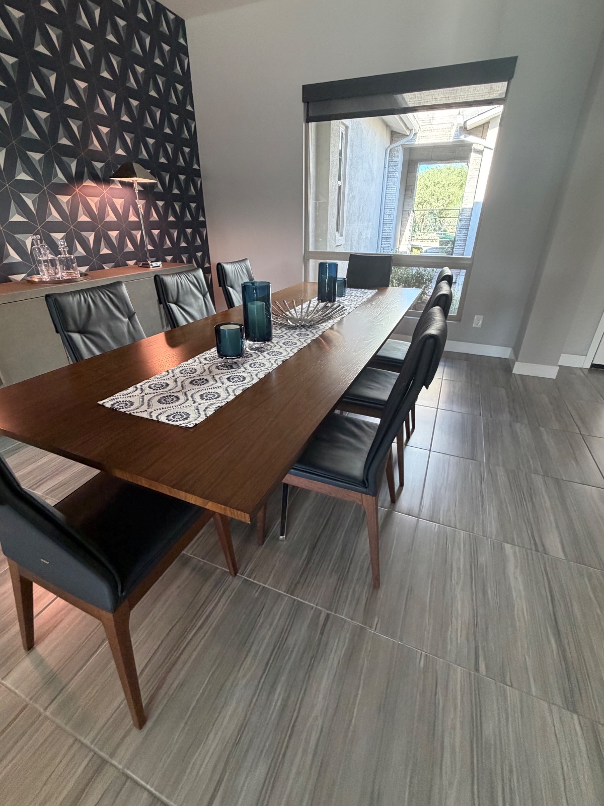 Dining Table & Chairs - Like New - Phoenix, AZ