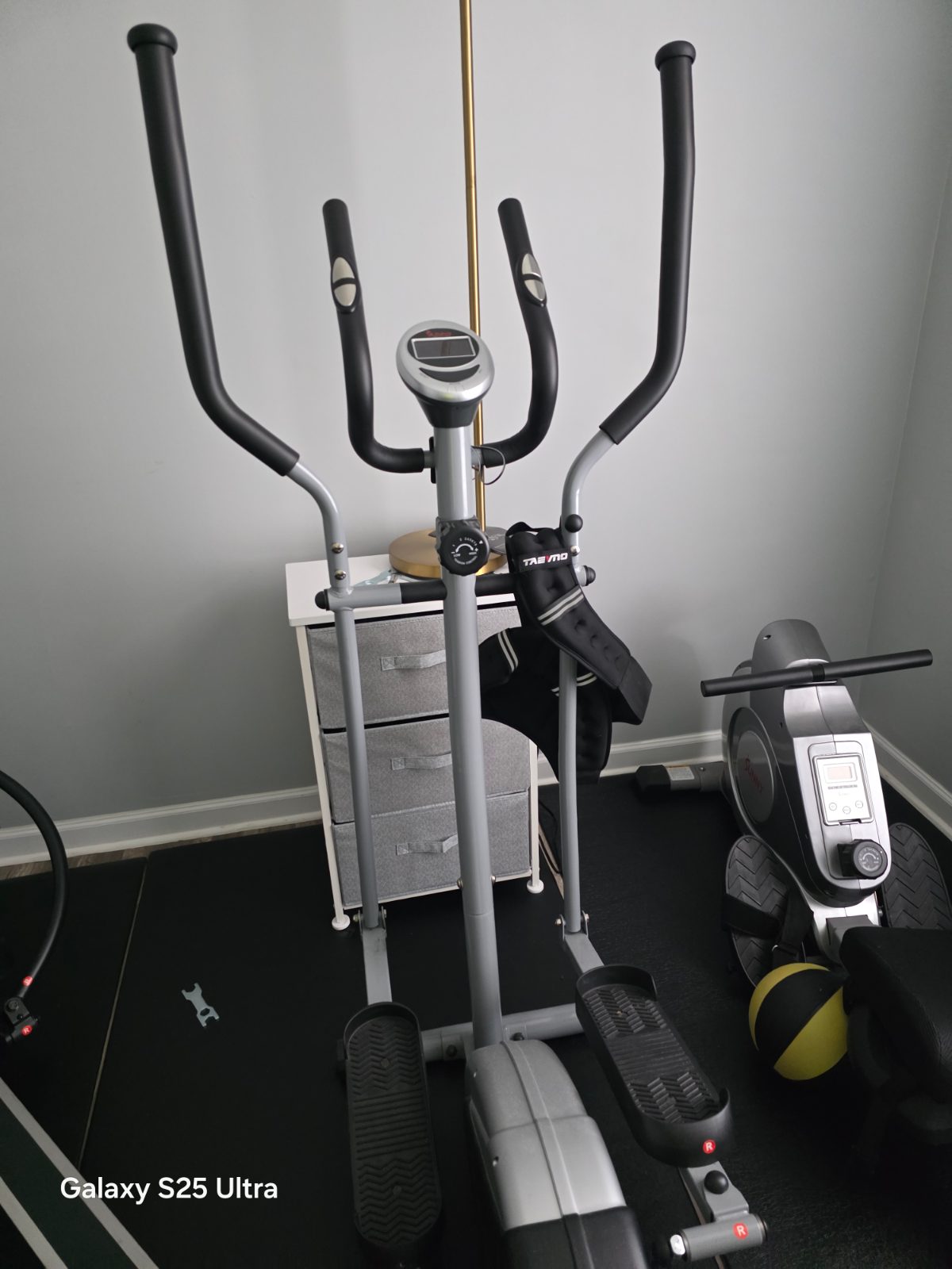 Sunny Rowing Machine - Like New – Westfield, IN, photo 5 of 7