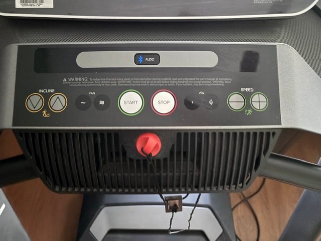 ProForm Pro 5000 Smart Treadmill with 14" Touchscreen - Very Good - Sacramento, CA, photo 3 of 6