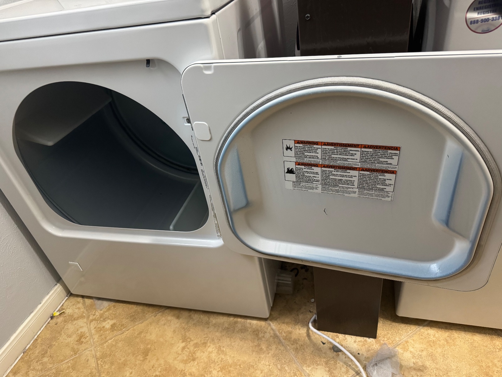 Amana Gas Front Load Dryer - Good – Richmond, TX, photo 4 of 4