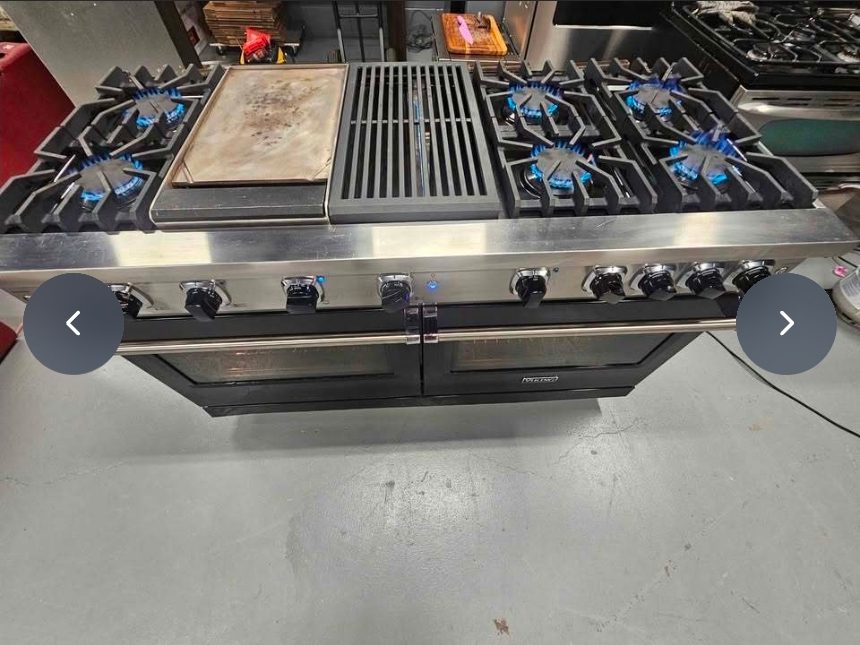 Viking Gas Range, 10 Burners Two Ovens - Good - 2018 - Stamford, CT, photo 4 of 10