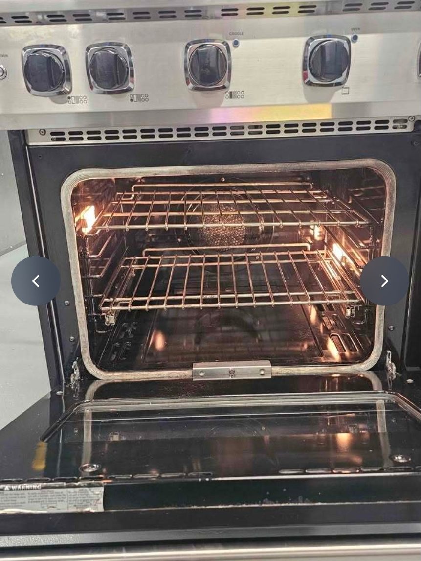 Viking Gas Range, 10 Burners Two Ovens - Good - 2018 - Stamford, CT, photo 6 of 10