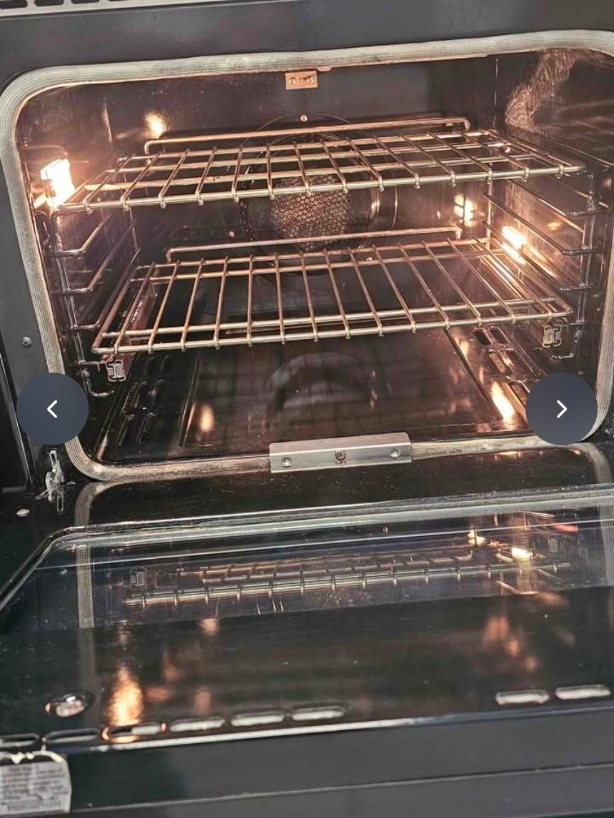Viking Gas Range, 10 Burners Two Ovens - Good - 2018 - Stamford, CT, photo 7 of 10