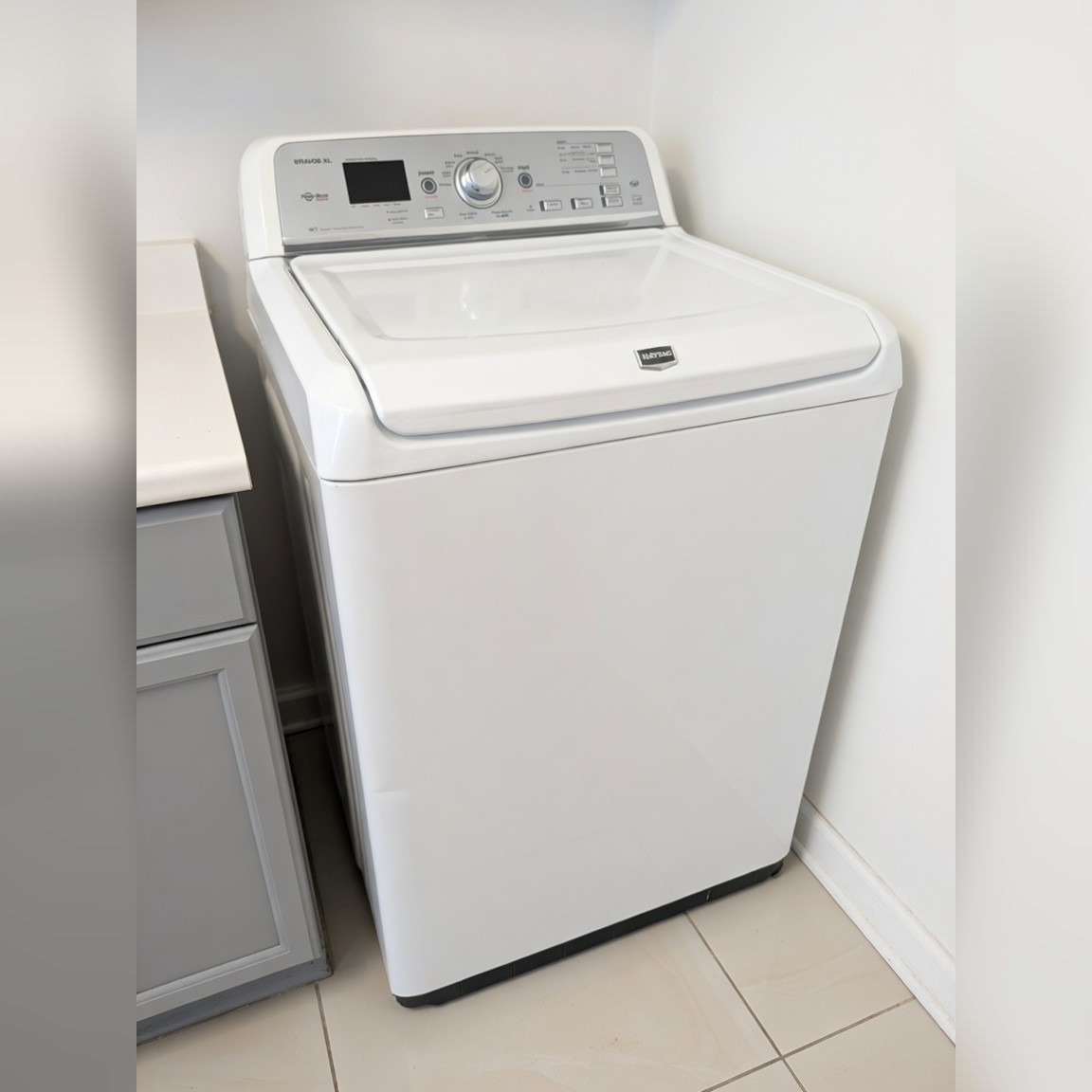 Maytag Bravo XL Commercial Washer - Good - Brooklyn, NY
