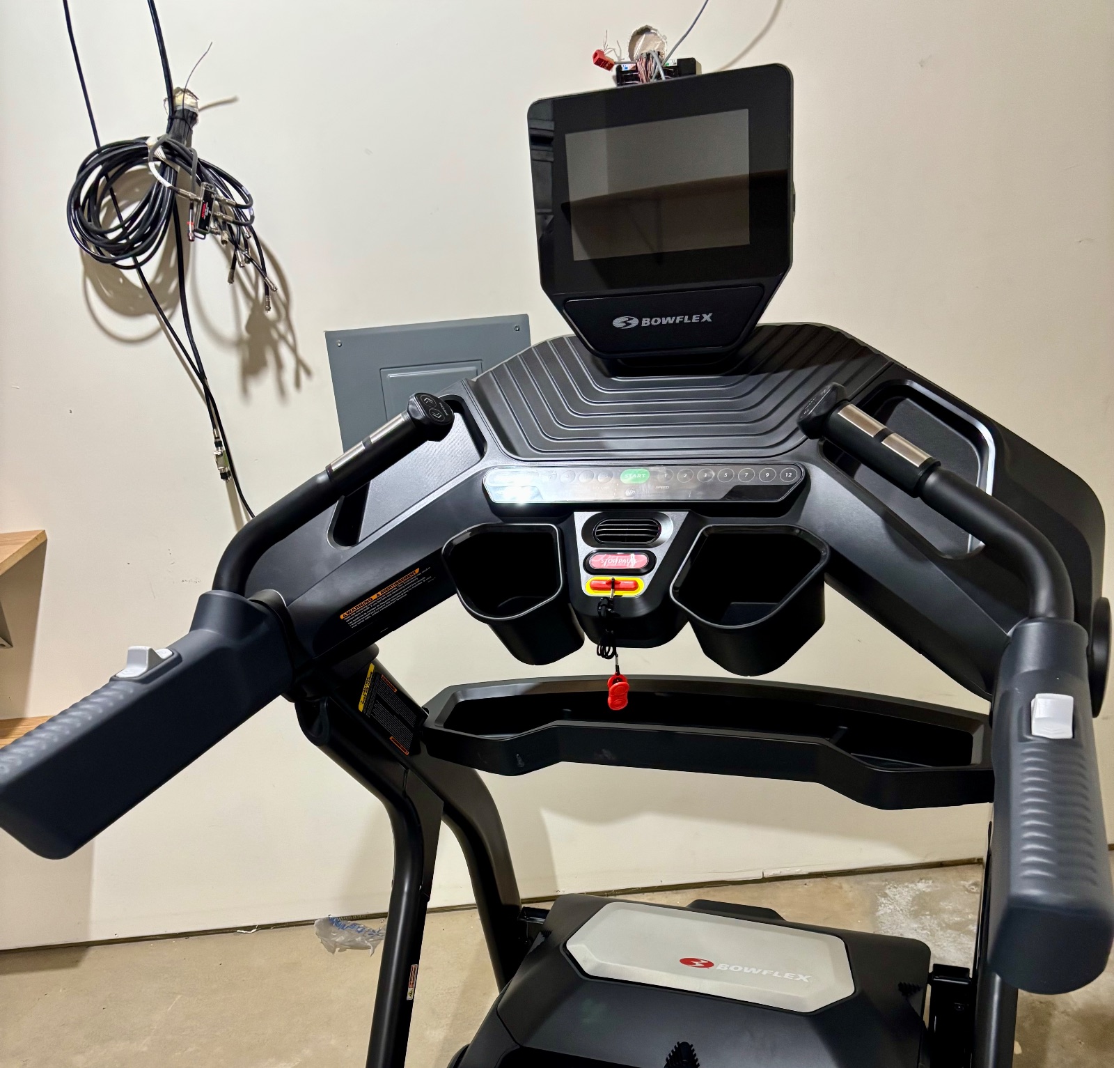Bowflex Treadmill 10, Motorized Incline - Excellent - 2023 – Eau Claire, WI, photo 2 of 6